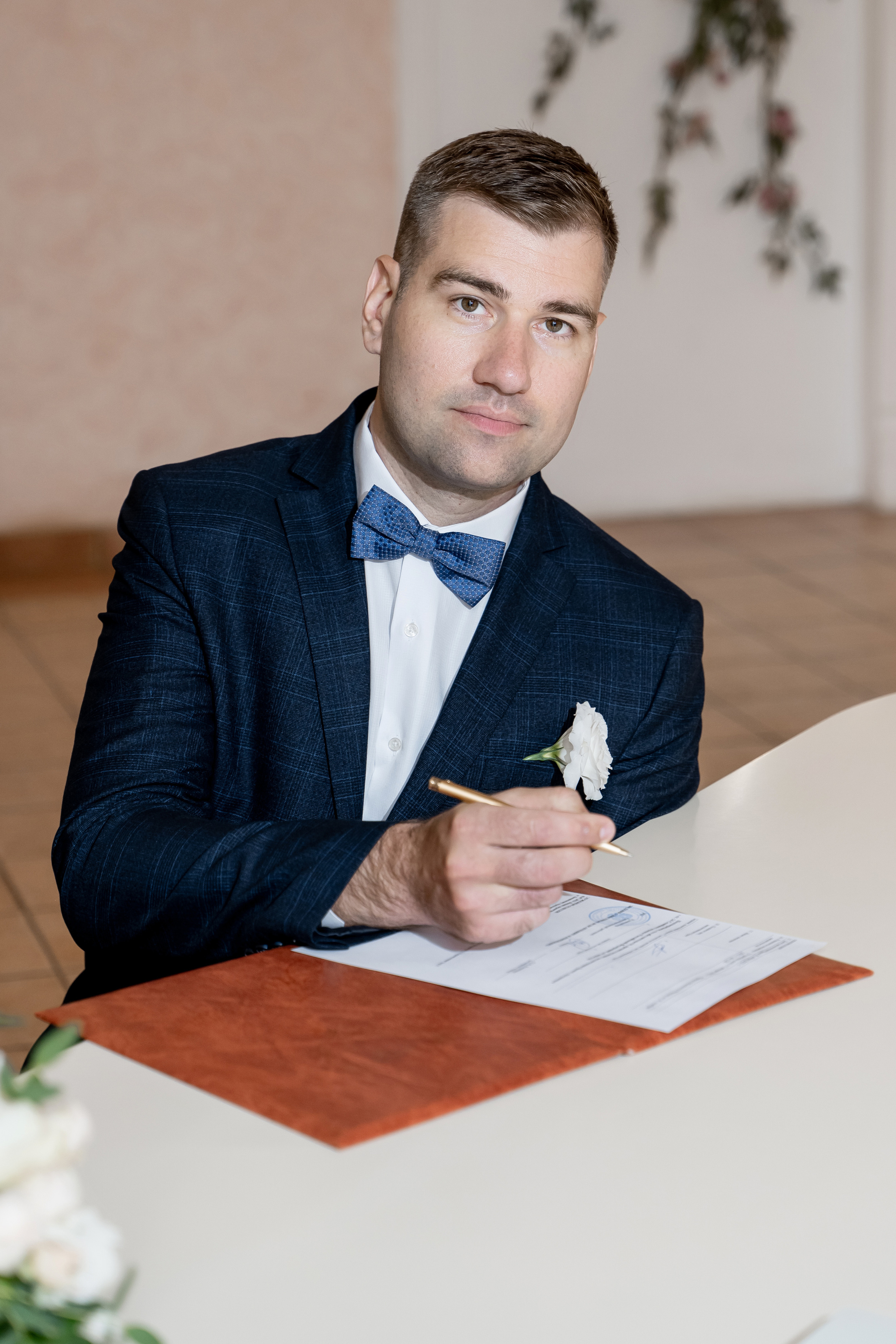 Регистрация брака, роспись во дворце бракосочетания Видное.  Видновский ЗАГС. Свадьба , свадебная фотосессия в Москве, свадебная фотосессия Видное, Бутово, Домодедово. Свадебный и семейный фотограф Видное. ЗАГС Видное. Грибоедовский ЗАГС. Свадебная прогулка в Царицыно. Фотограф на свадьбу. Свадебная прогулка в Москве.