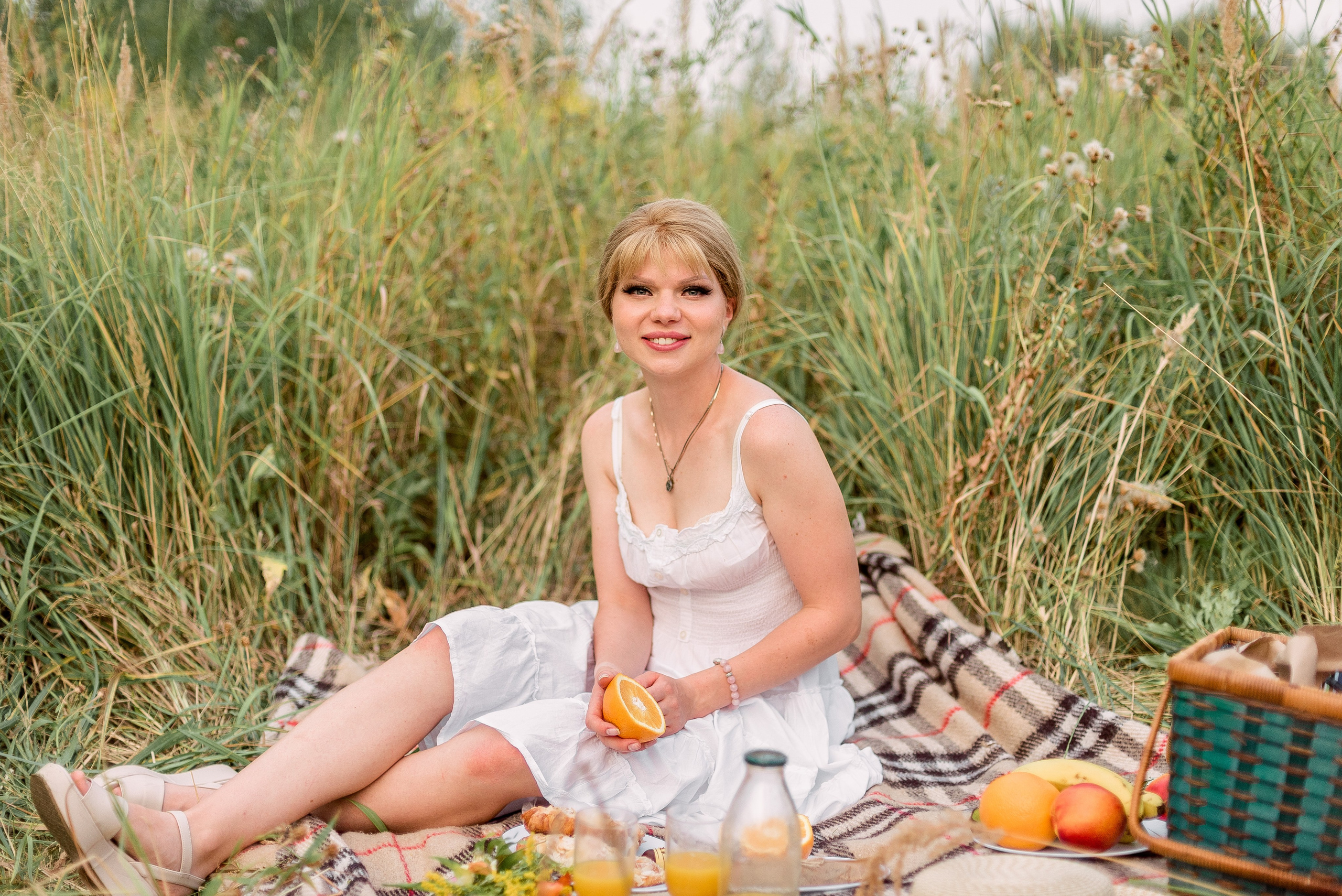 В поле. Фотограф Юлия Попова