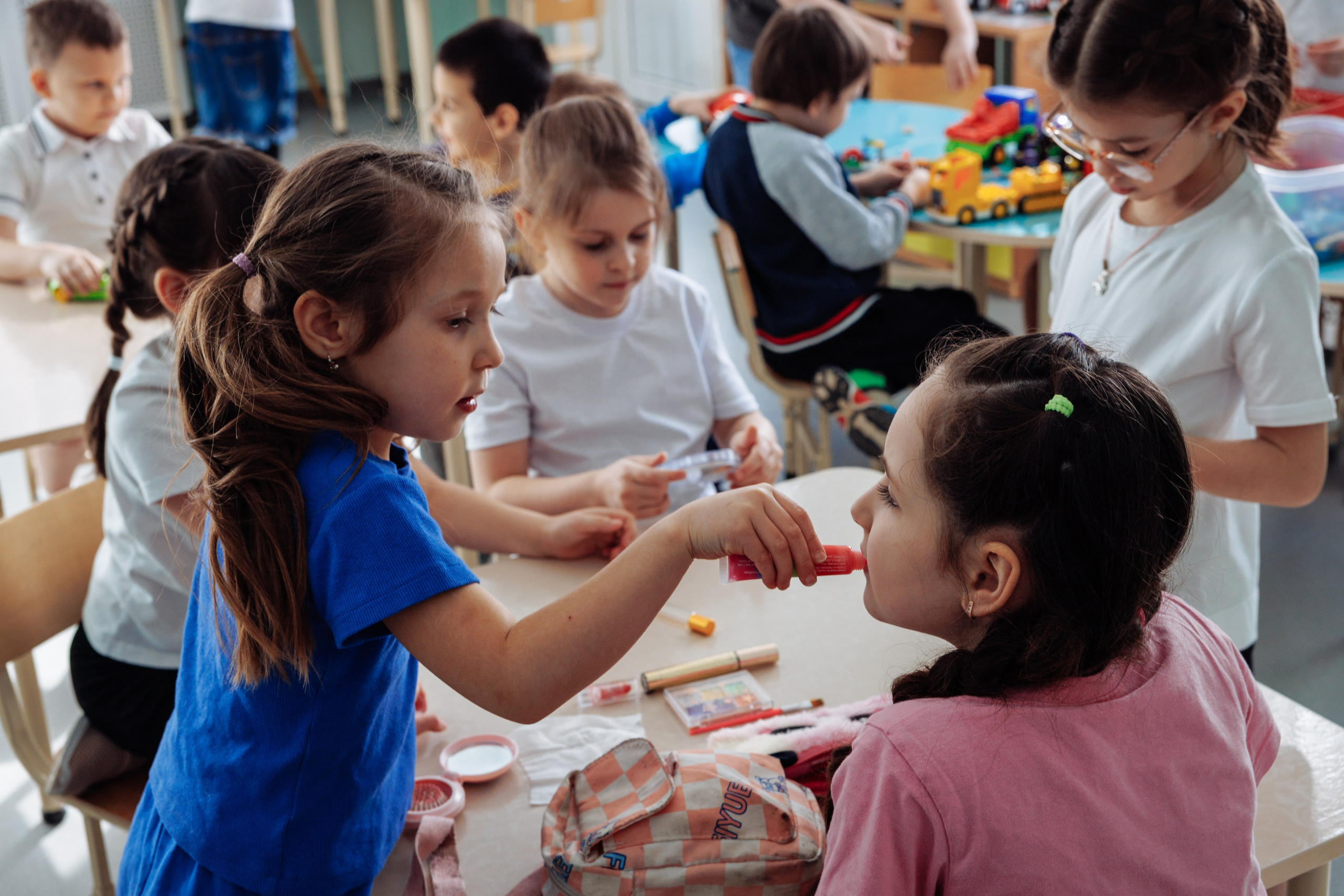 Детские сады. Выпускные школьные фото­альбомы для школ и детских садов в Волгограде и Волжском