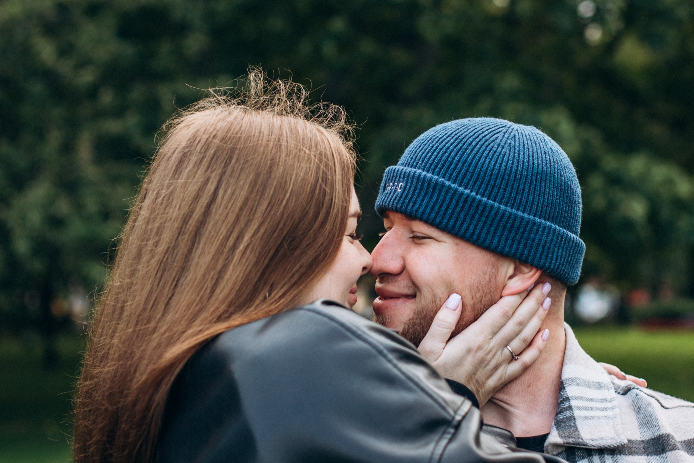 Владимир и Екатерина в октябре. Фотопрогулка в Петербурге. Индивидуальный и семейный фотограф в Санкт-Петербурге