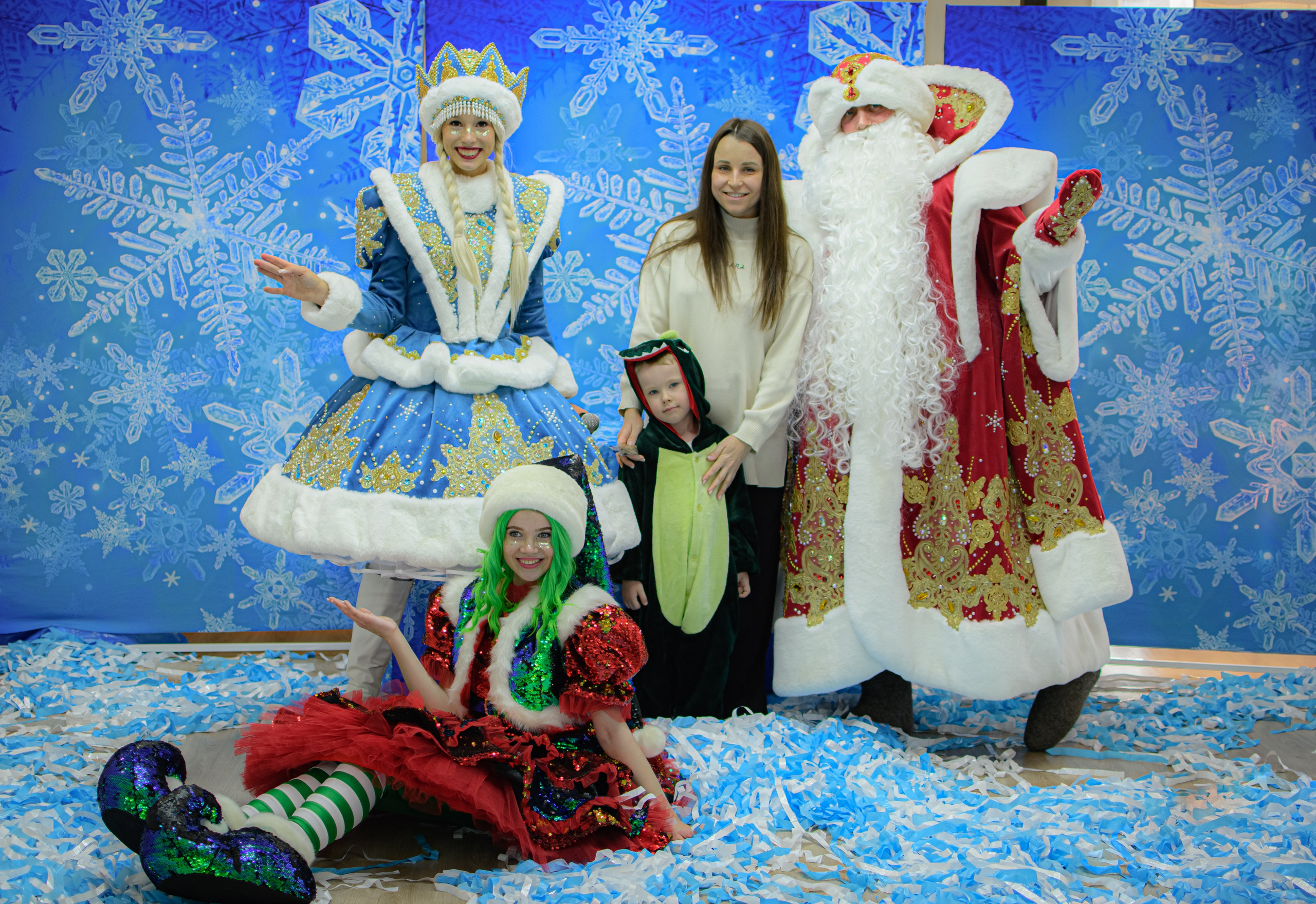 HAPPY NEW YEAR. Photokarish