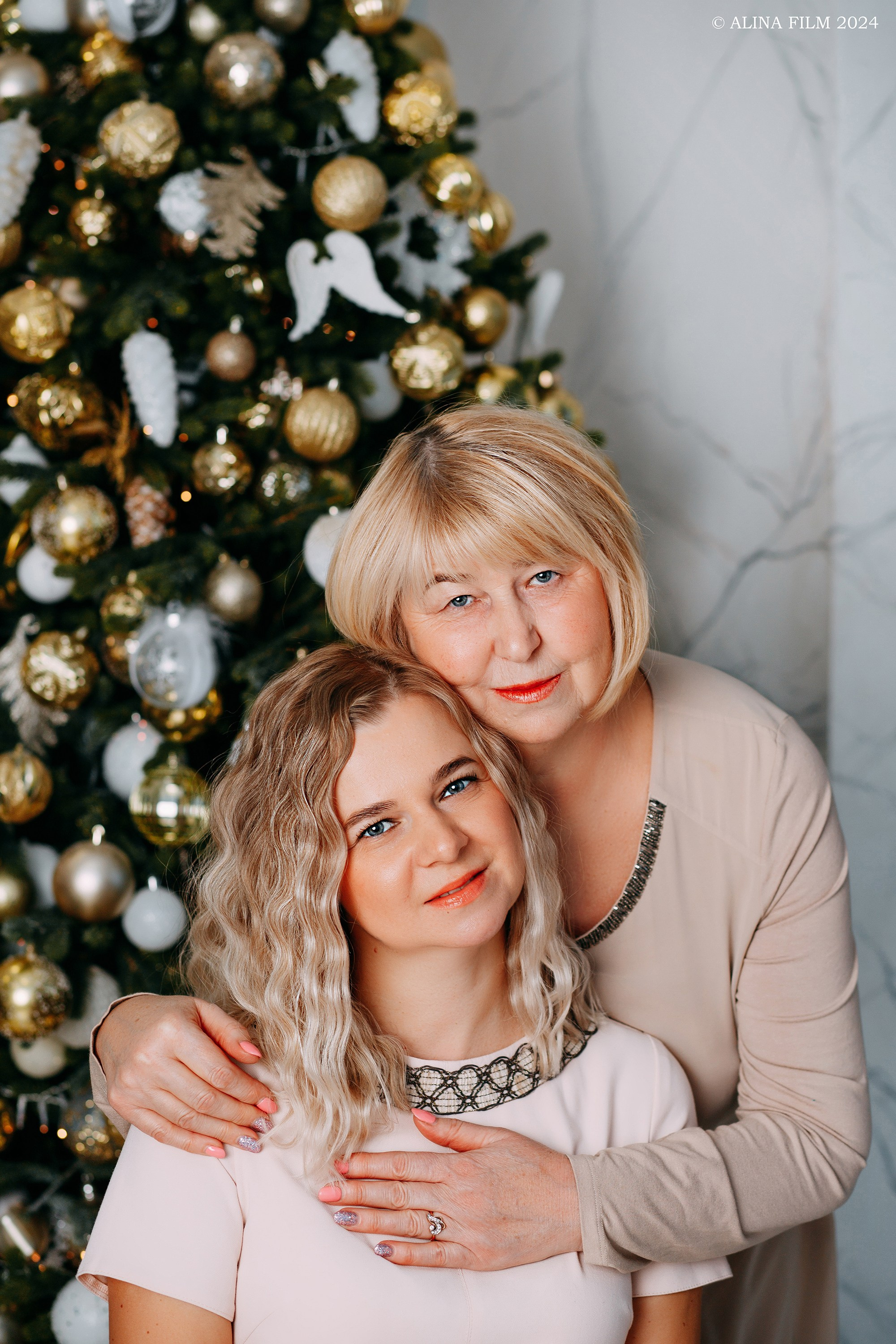 Студийная семейная фотосессия. Фотограф в Санкт-Петербурге Alina Film