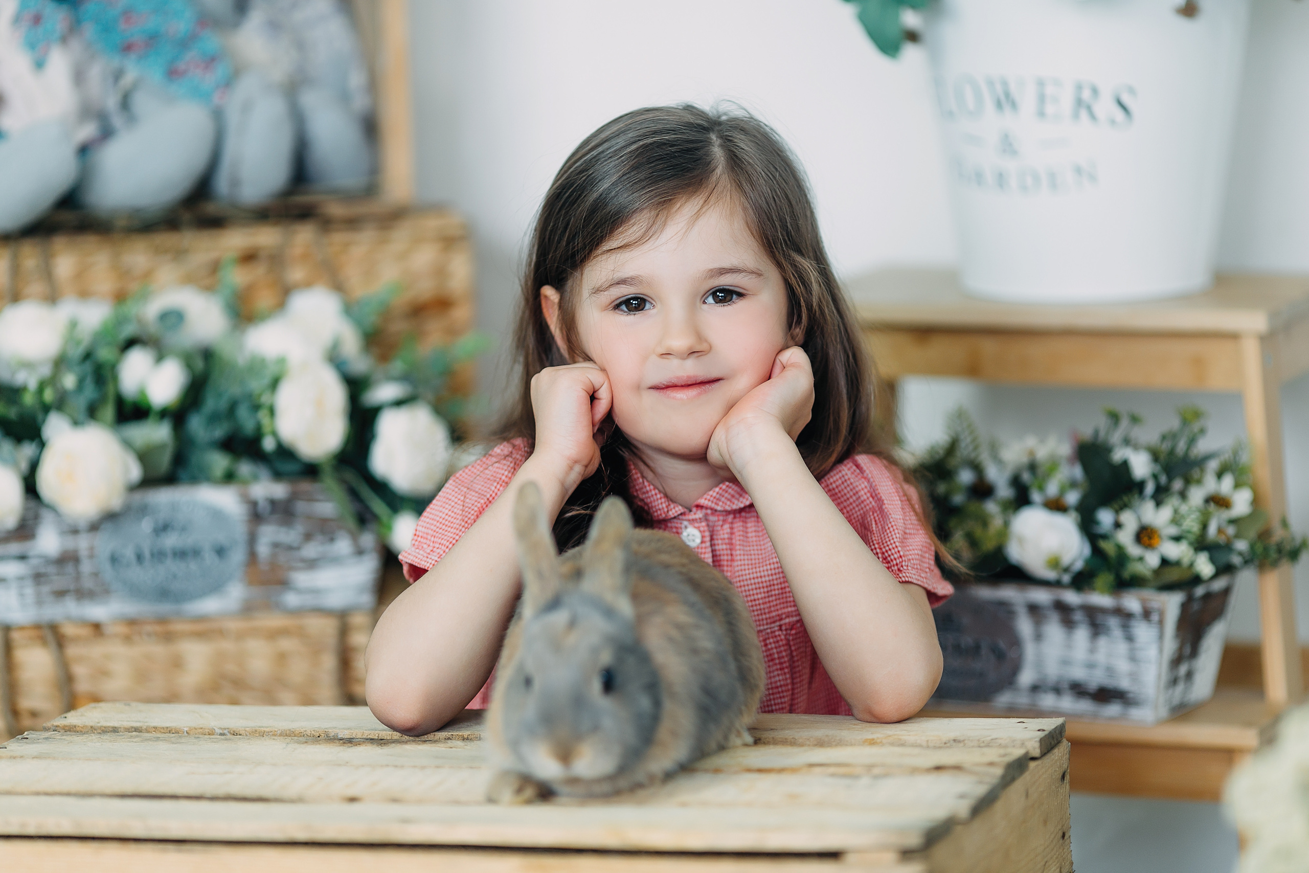 Пасхальный фотопроект с кроликами и цыплятами совместно с фотостудией Art House. Семейный и детский фотограф в Пскове и Санкт-Петербурге Яна Калинина