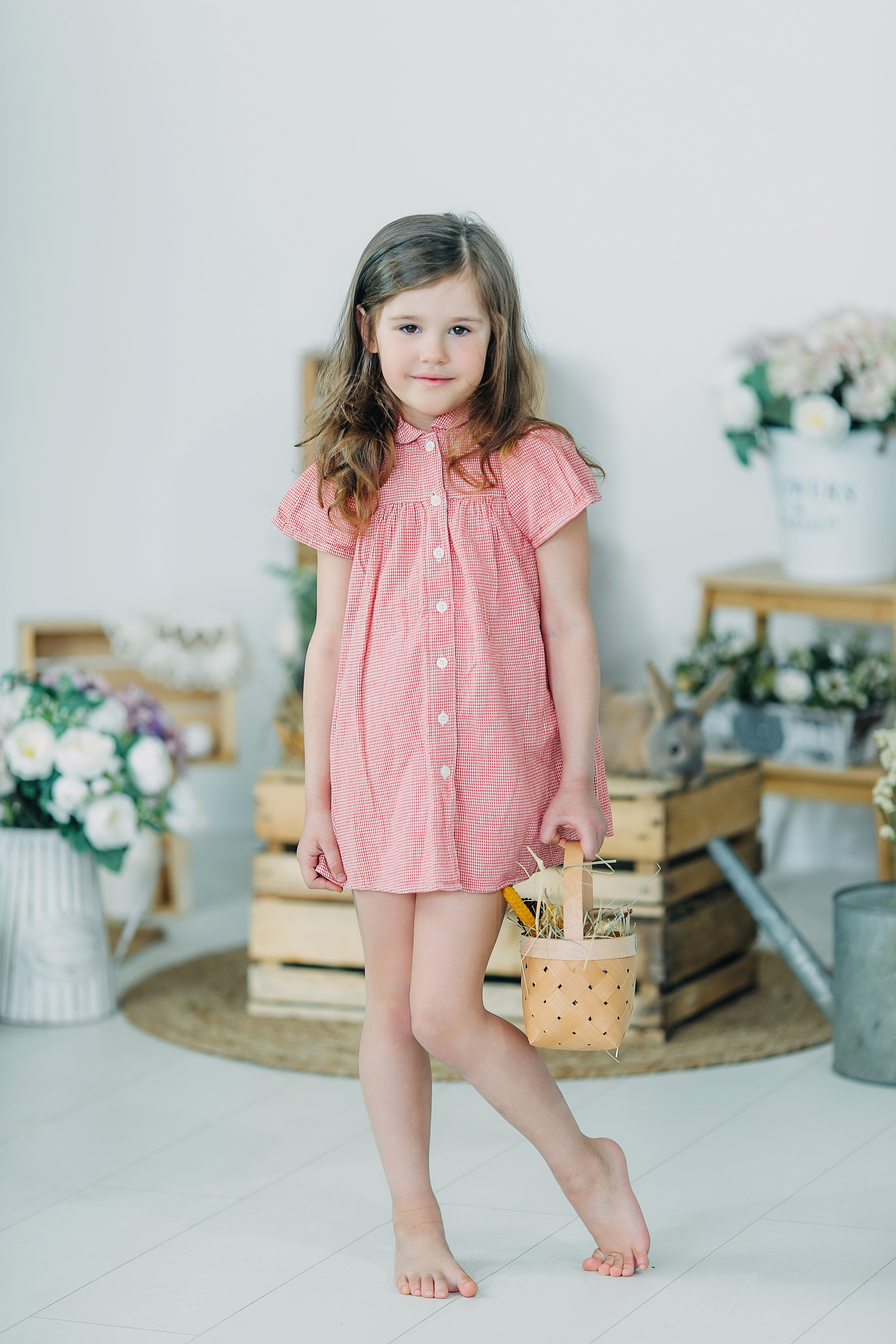 Пасхальный фотопроект с кроликами и цыплятами совместно с фотостудией Art House. Семейный и детский фотограф в Пскове и Санкт-Петербурге Яна Калинина