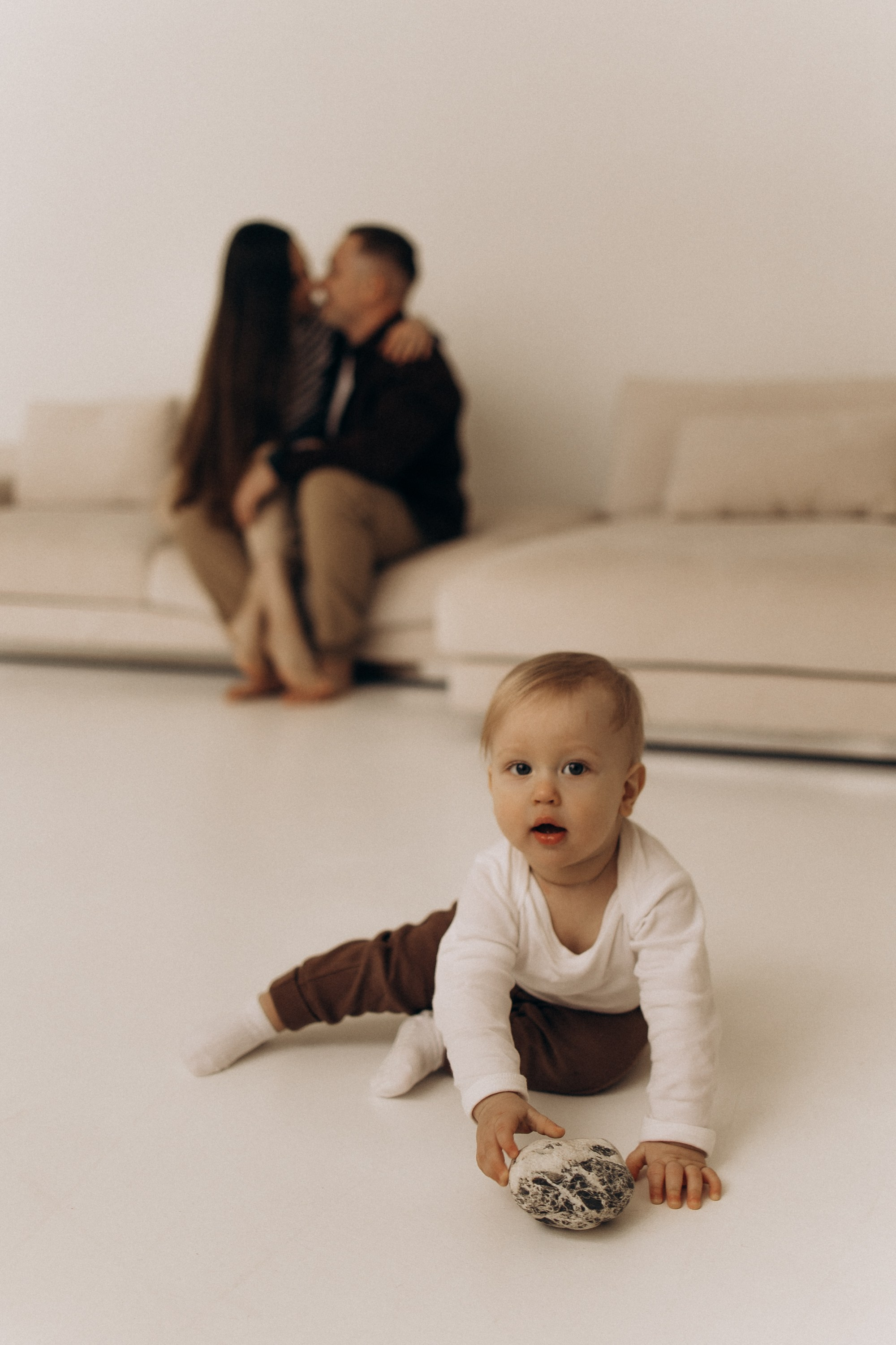 К годику Михаила — зал Песок. Семейный фотограф в Краснодаре Храмова Анна