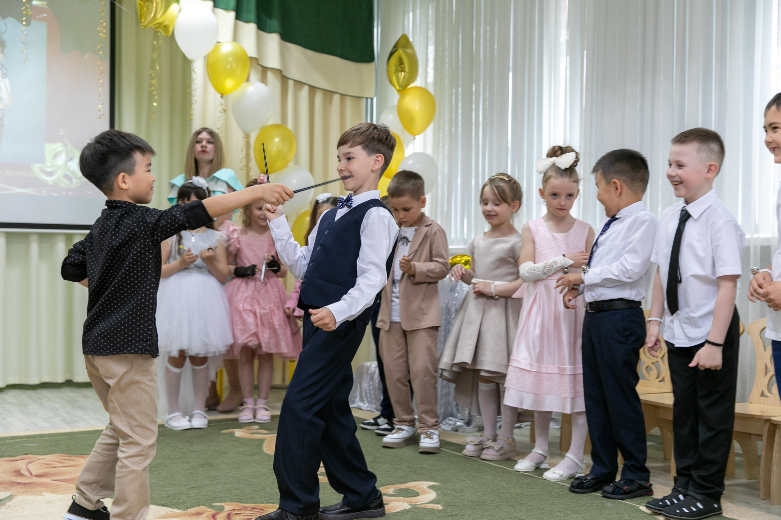 Выпускной Лебедушка 2024. Школьный и детский фотограф в Южно-Сахалинске Анастасия Лескова