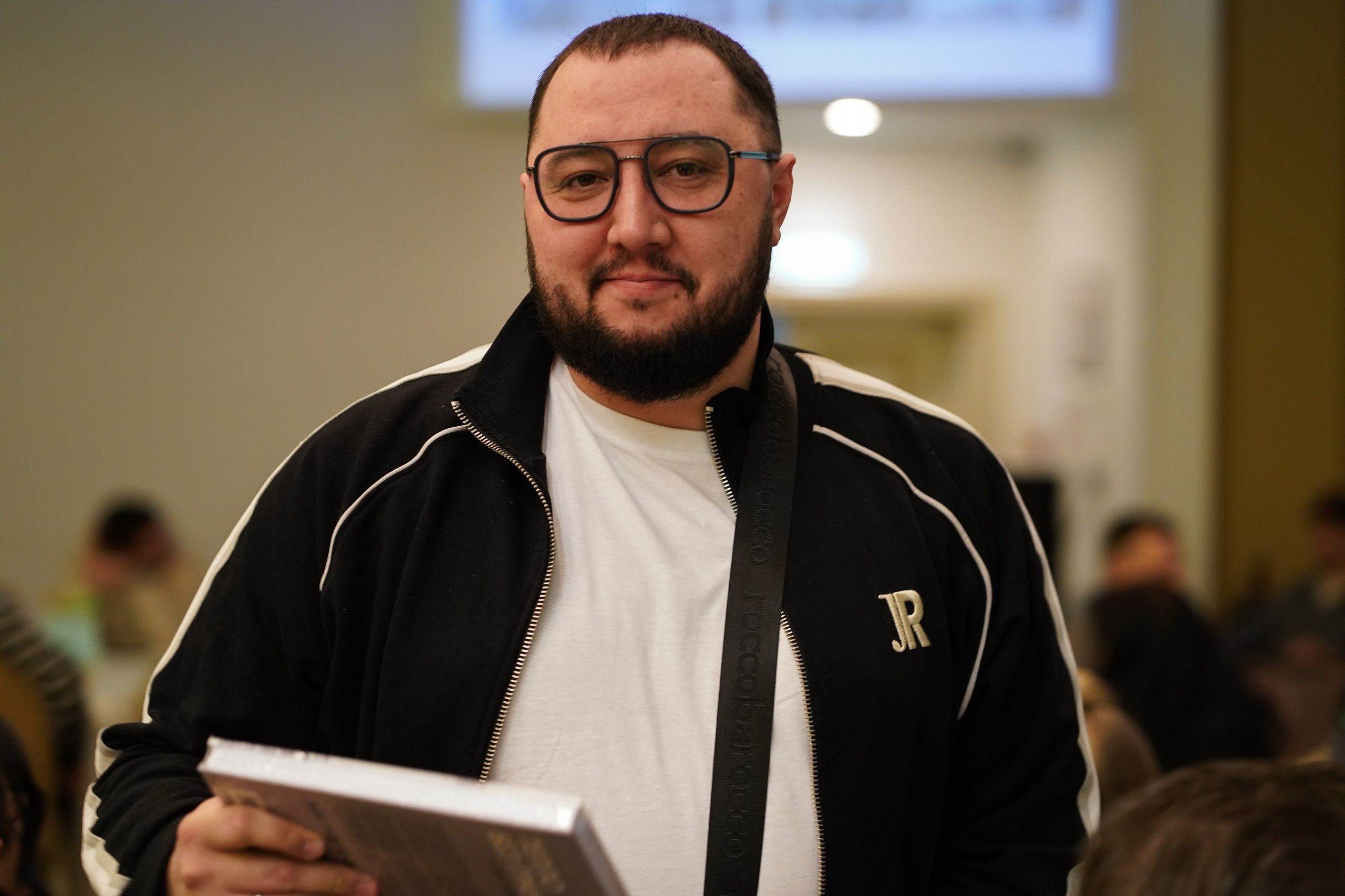 Малоэтажная страна конференция. Фотограф