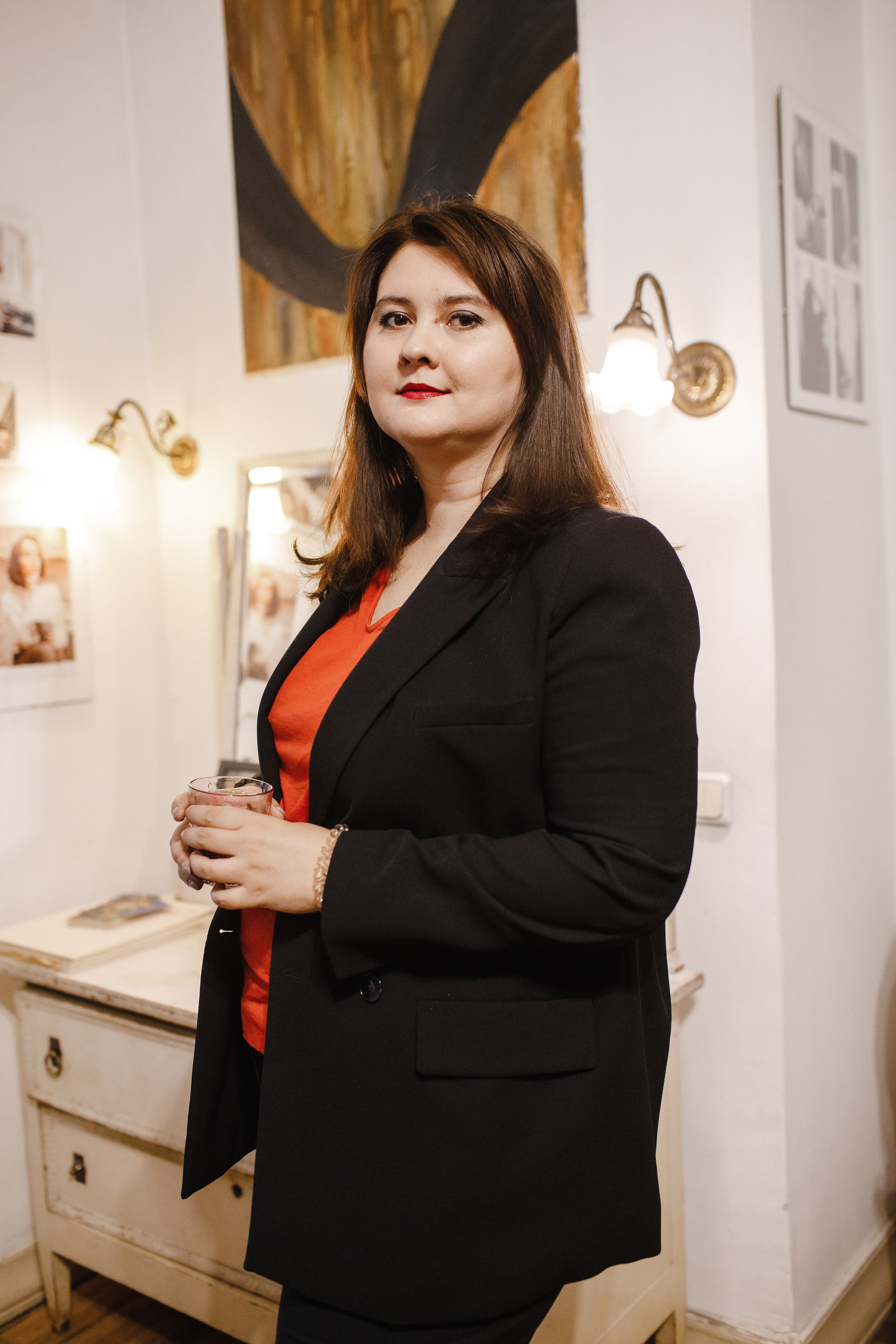 19.11.2022 // День нежности. Фотовыставки serebro.gallery, в которых автором можешь стать ты! | Москва