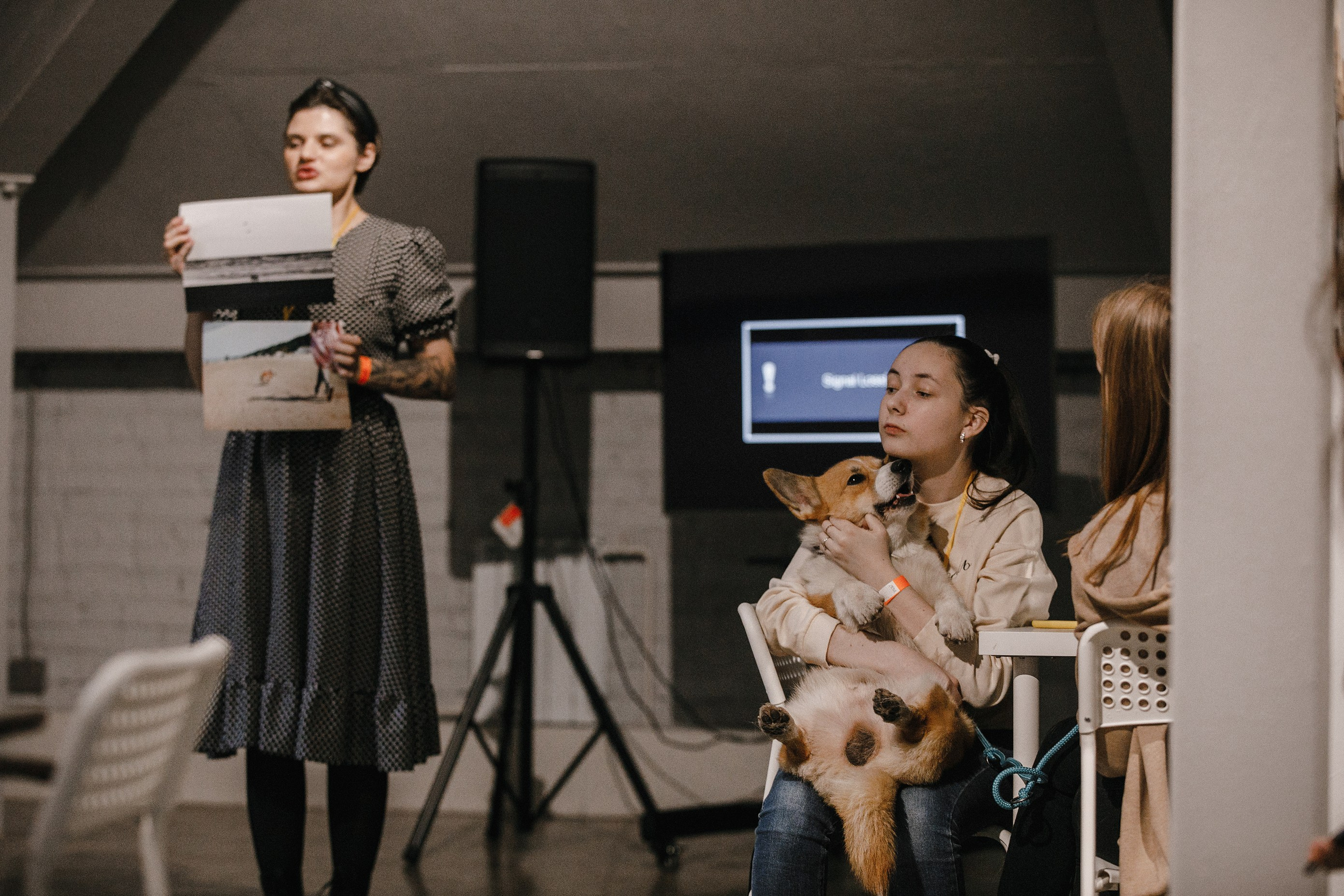 17.10.2021 // Дог-френдли день в Артплей. Фотовыставки serebro.gallery, в которых автором можешь стать ты! | Москва