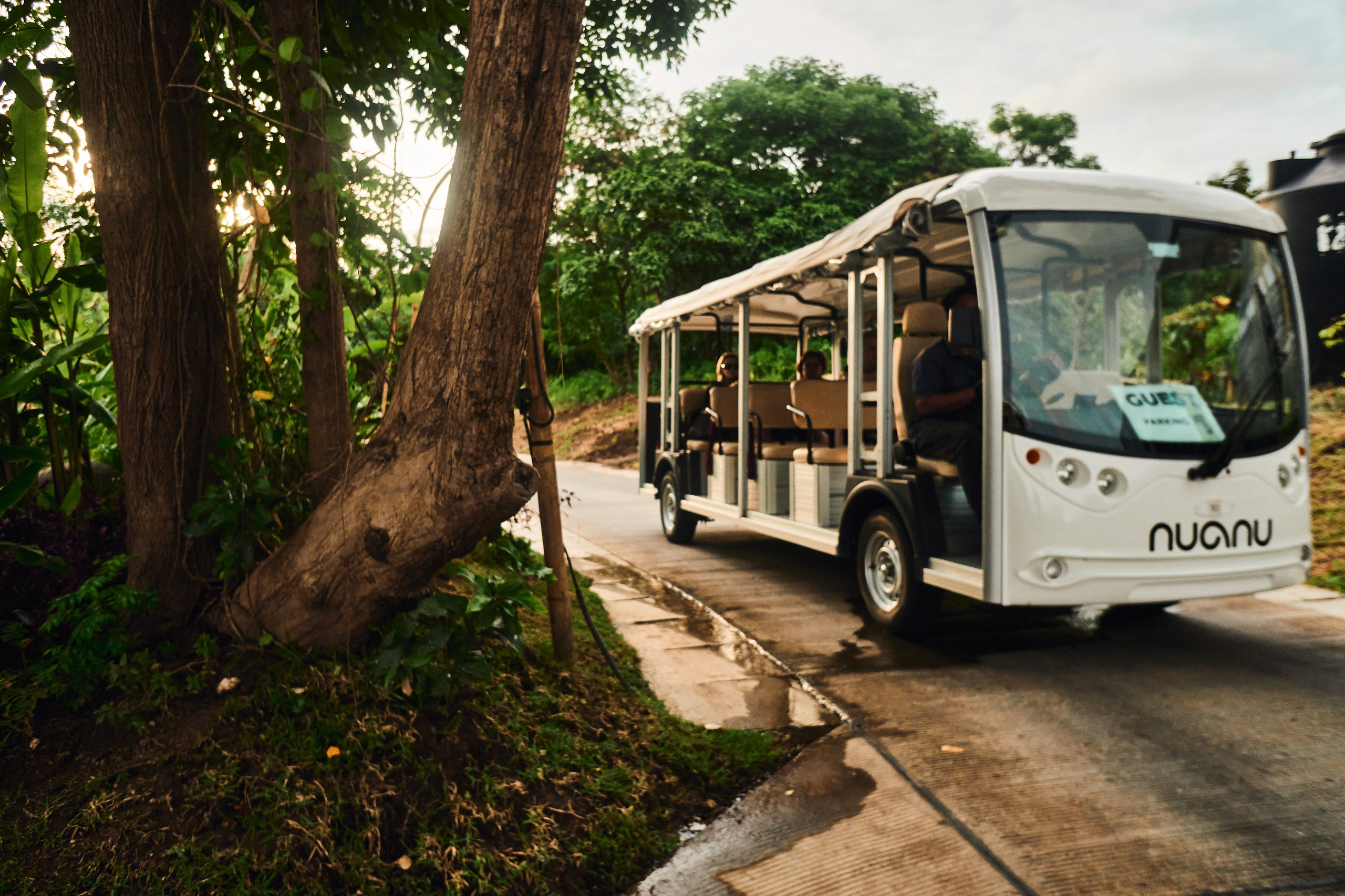 NuanuResort. See the moment and catche. commercial and reportage