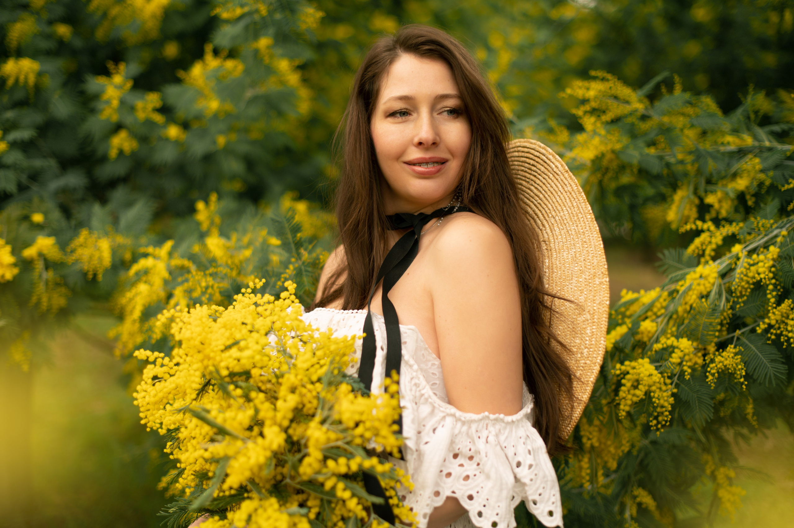 Мимоза. Детский и семейный фотограф в Абхазии