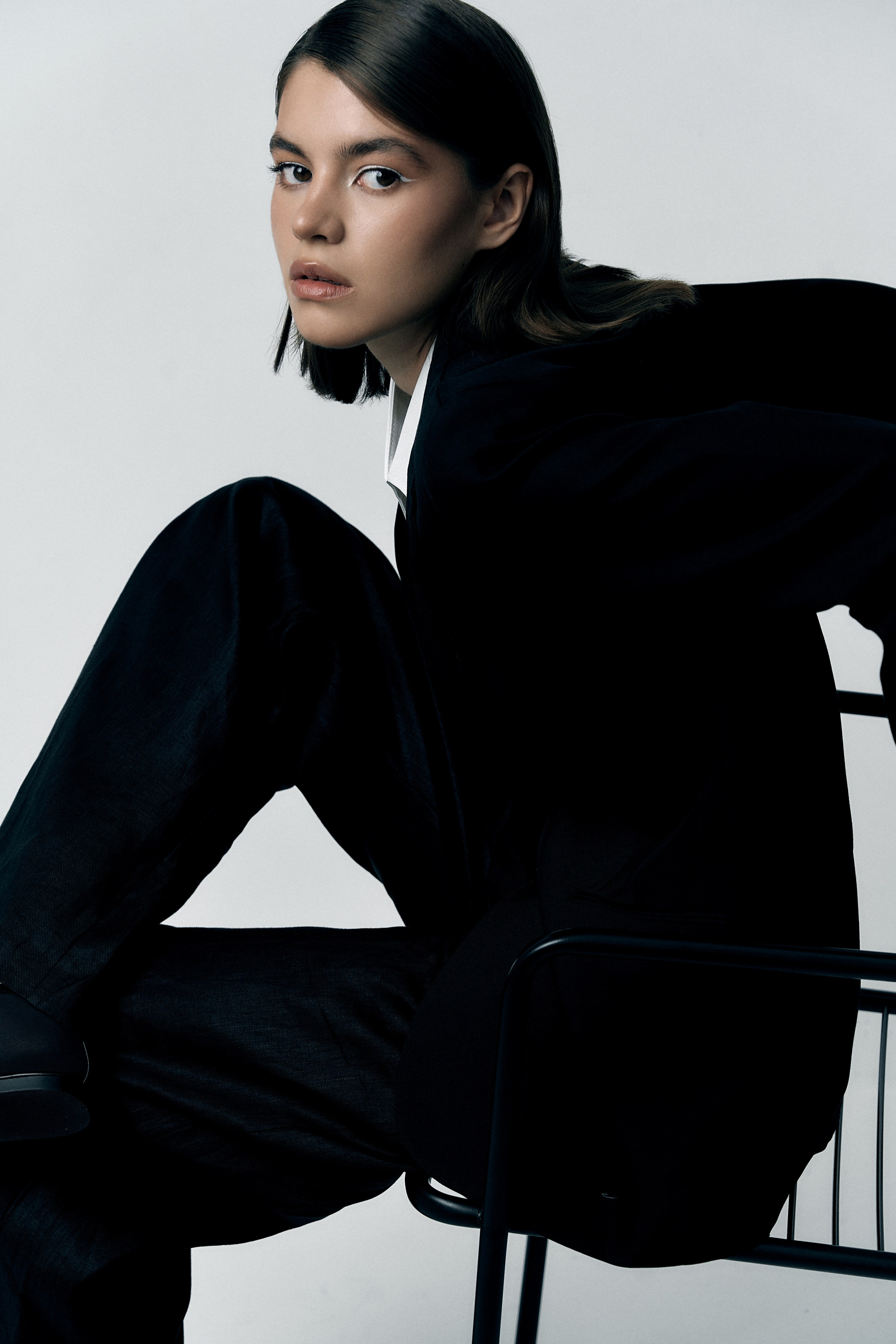 Suit. Фотограф в Москве. Каталог, лукбук, портреты