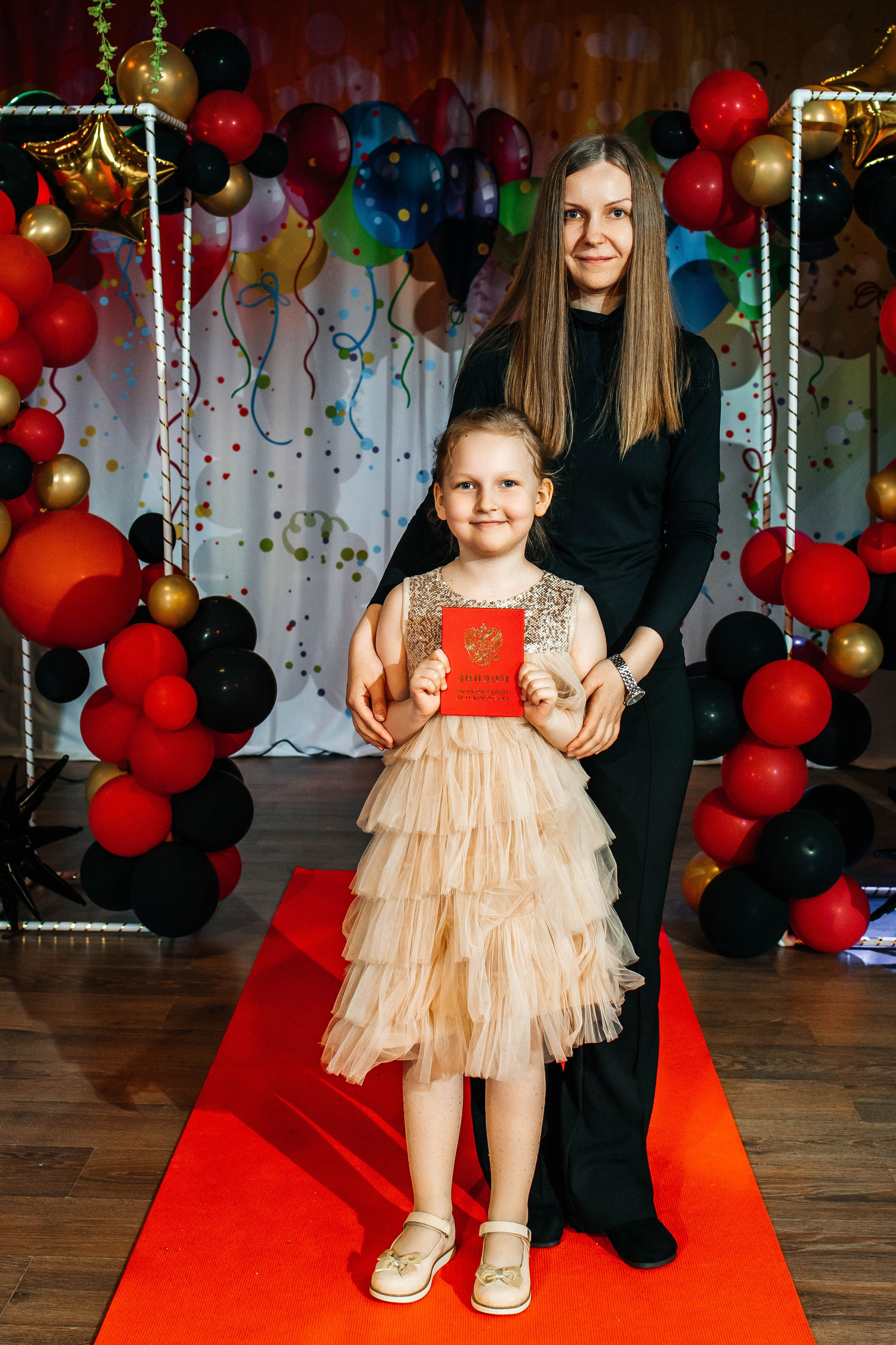 Выпускной в ЛИМПИК. Фотограф в Санкт-Петербурге Виктория Безверхая