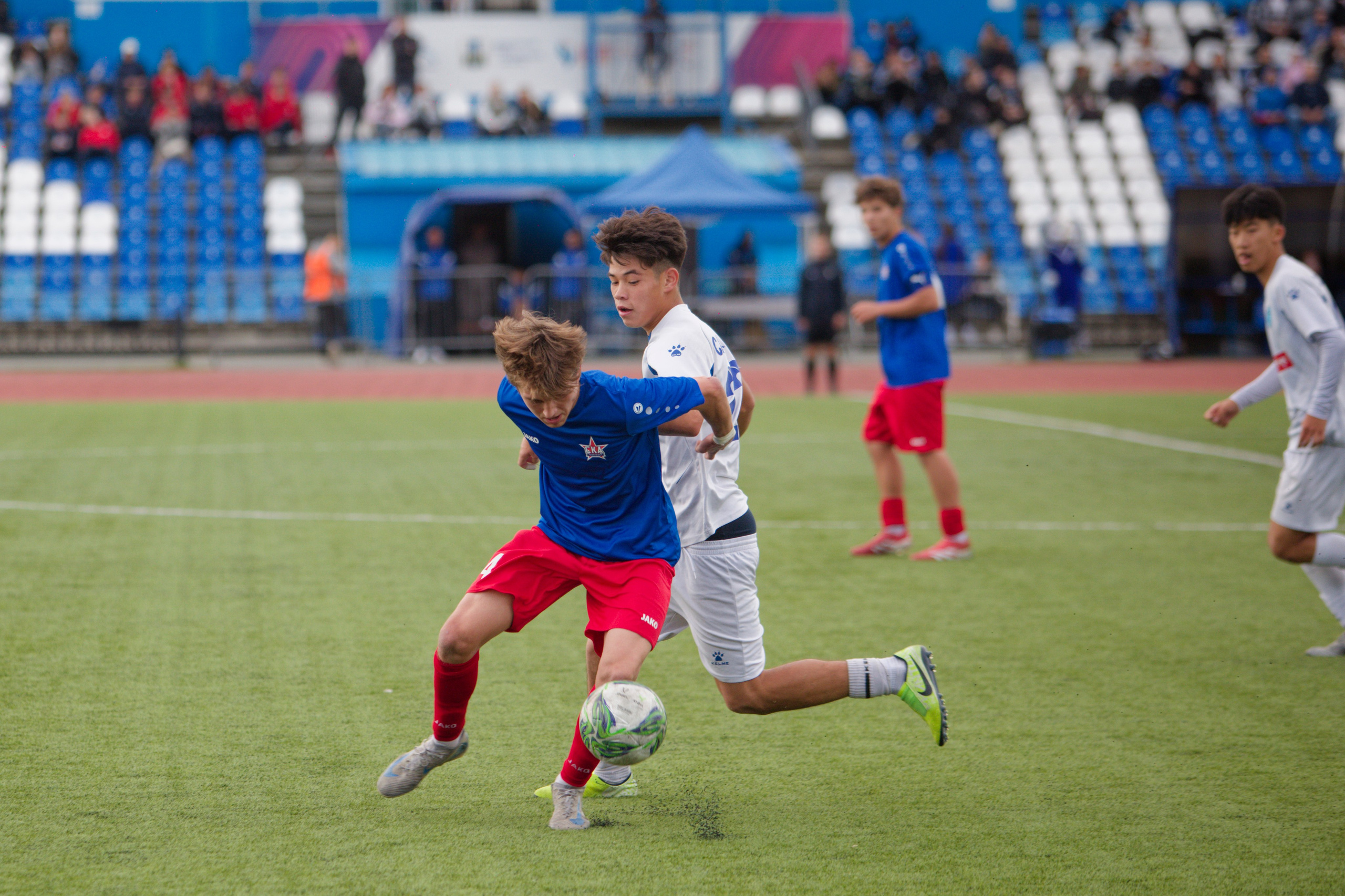 Матч ЮФЛ Сахалин-Хабаровск (U-18). Кутузов Евгений Фотограф в Южно-Сахалинске