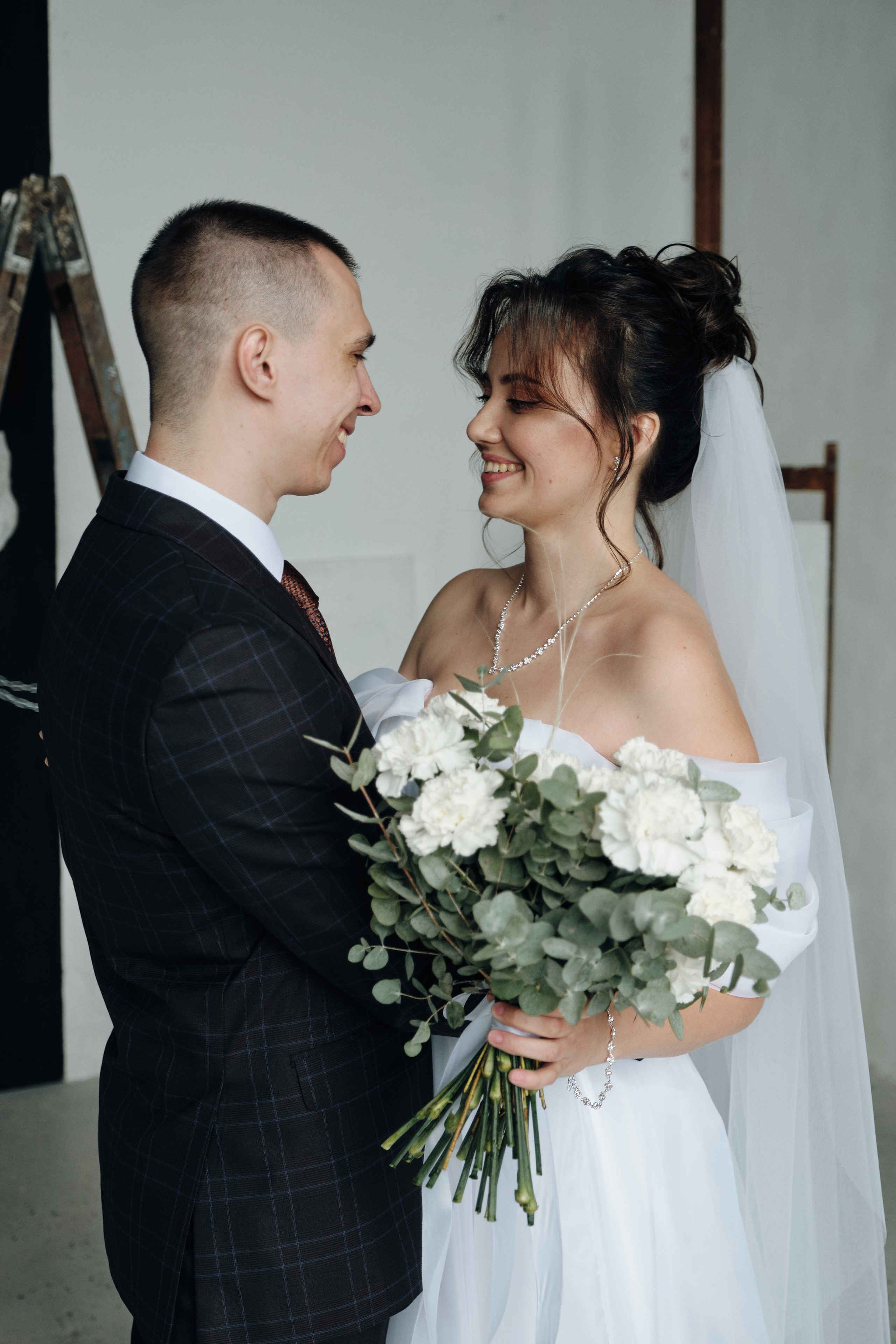 Свадебная фотосессия в СПб в студии. Семейные и свадебные фотосессии в СПб, в студии, на улице, на природе