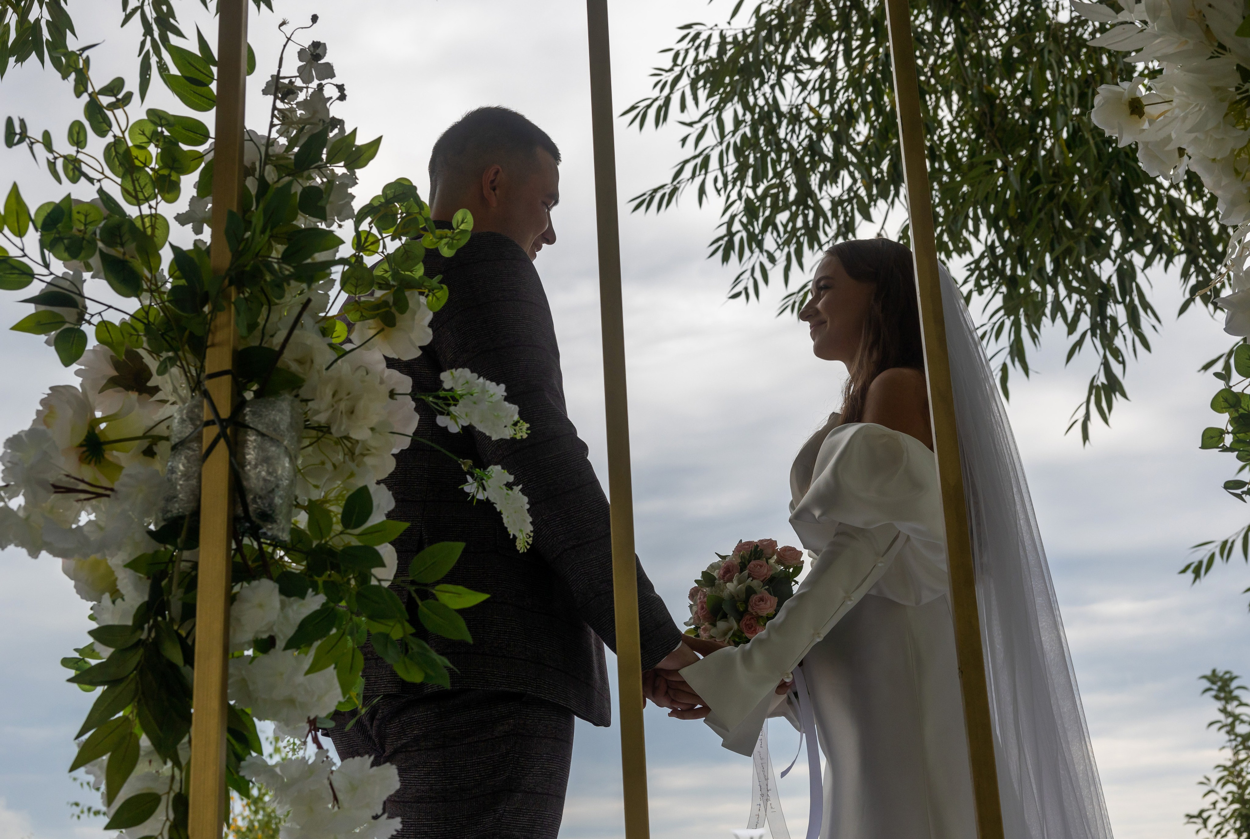 Михаил и Анастасия. Фотограф Петров Александр Свадьбы, Съемка в студии, Выпускные альбомы г. Балашов