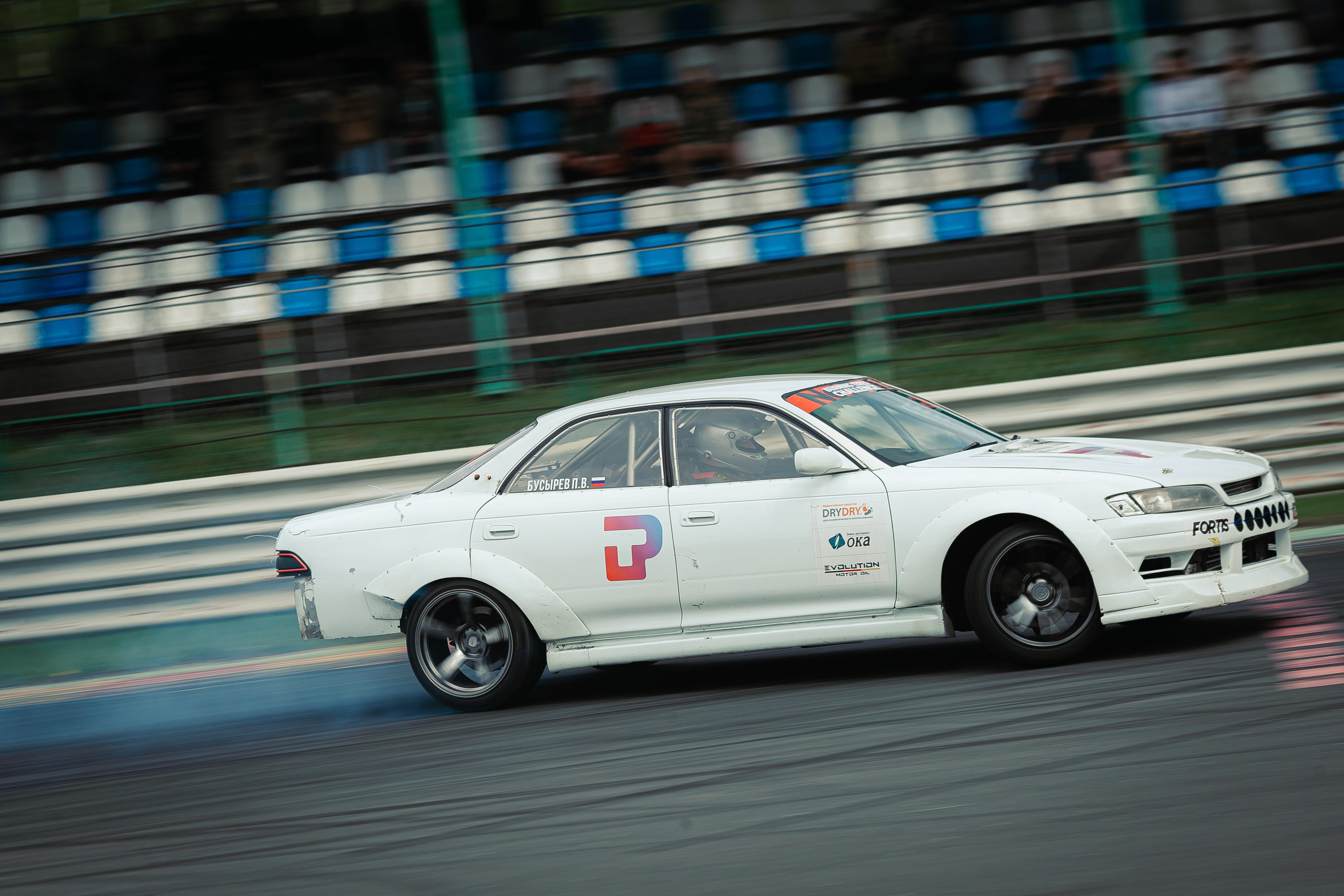 Открытие сезона NotDaily 2024. Леонид Рябов — фотограф в Нижнем Новгороде