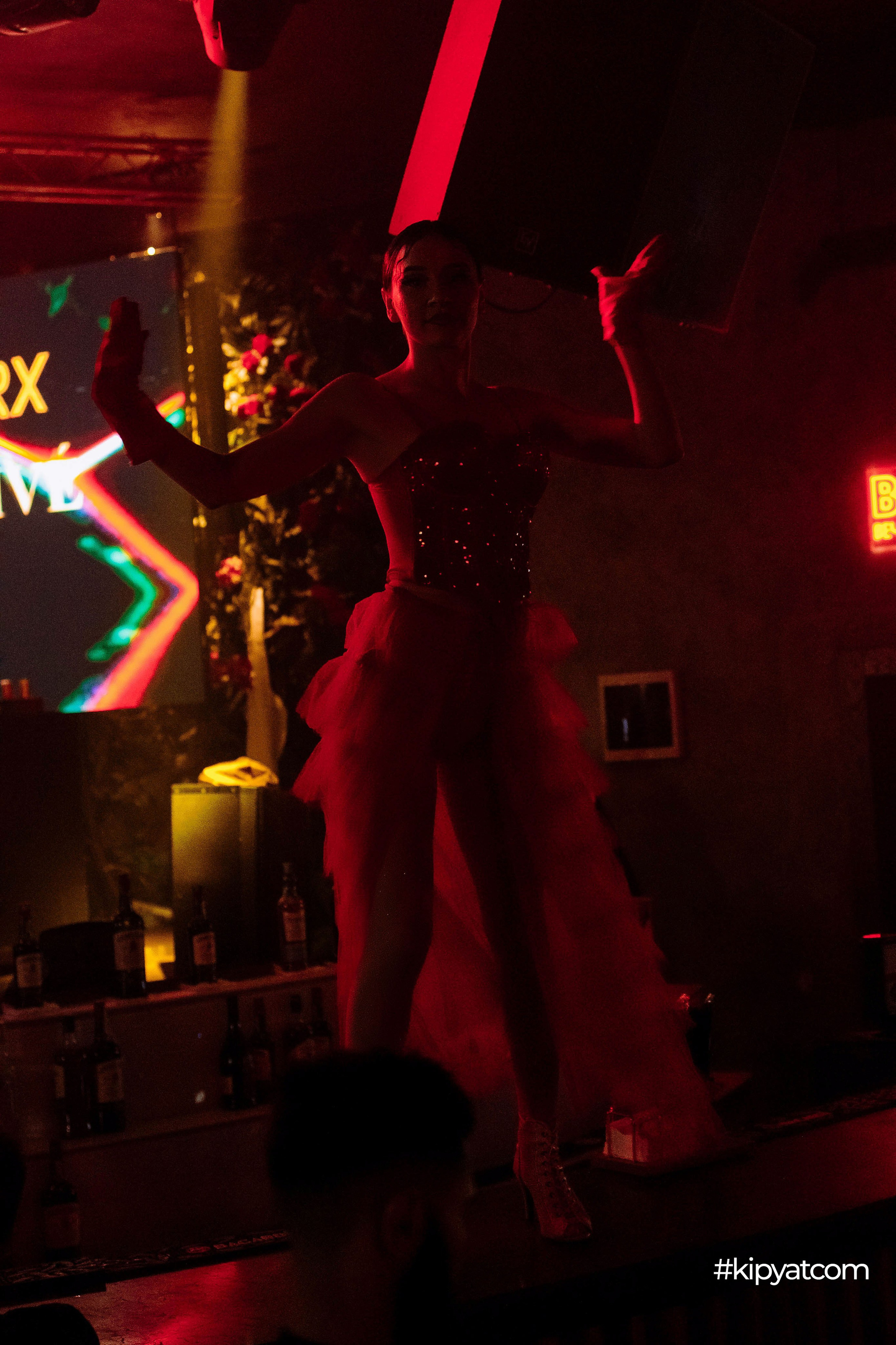 The Queen Prive. Кипятком Шымкент