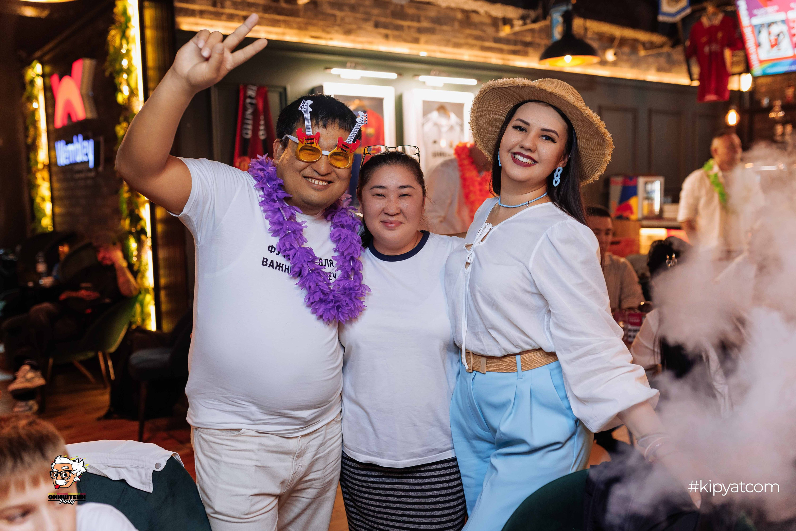 Эйнштейн Party