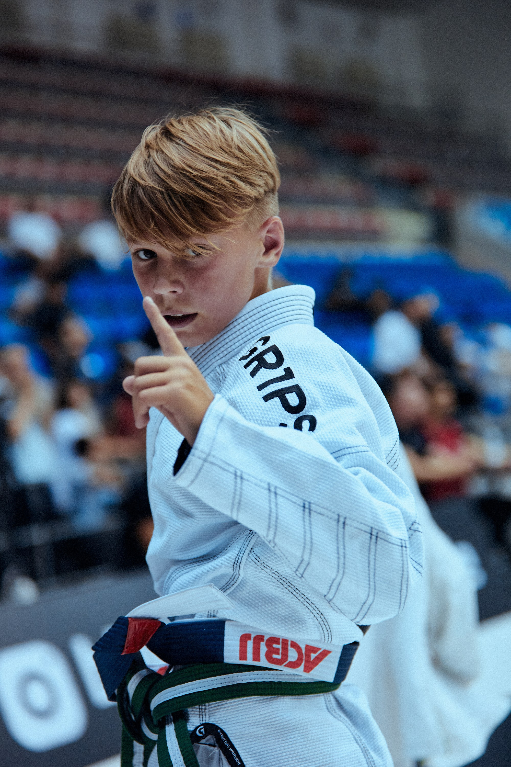 ACB JJ. ПОЧЕМУ? СТУДИЯ