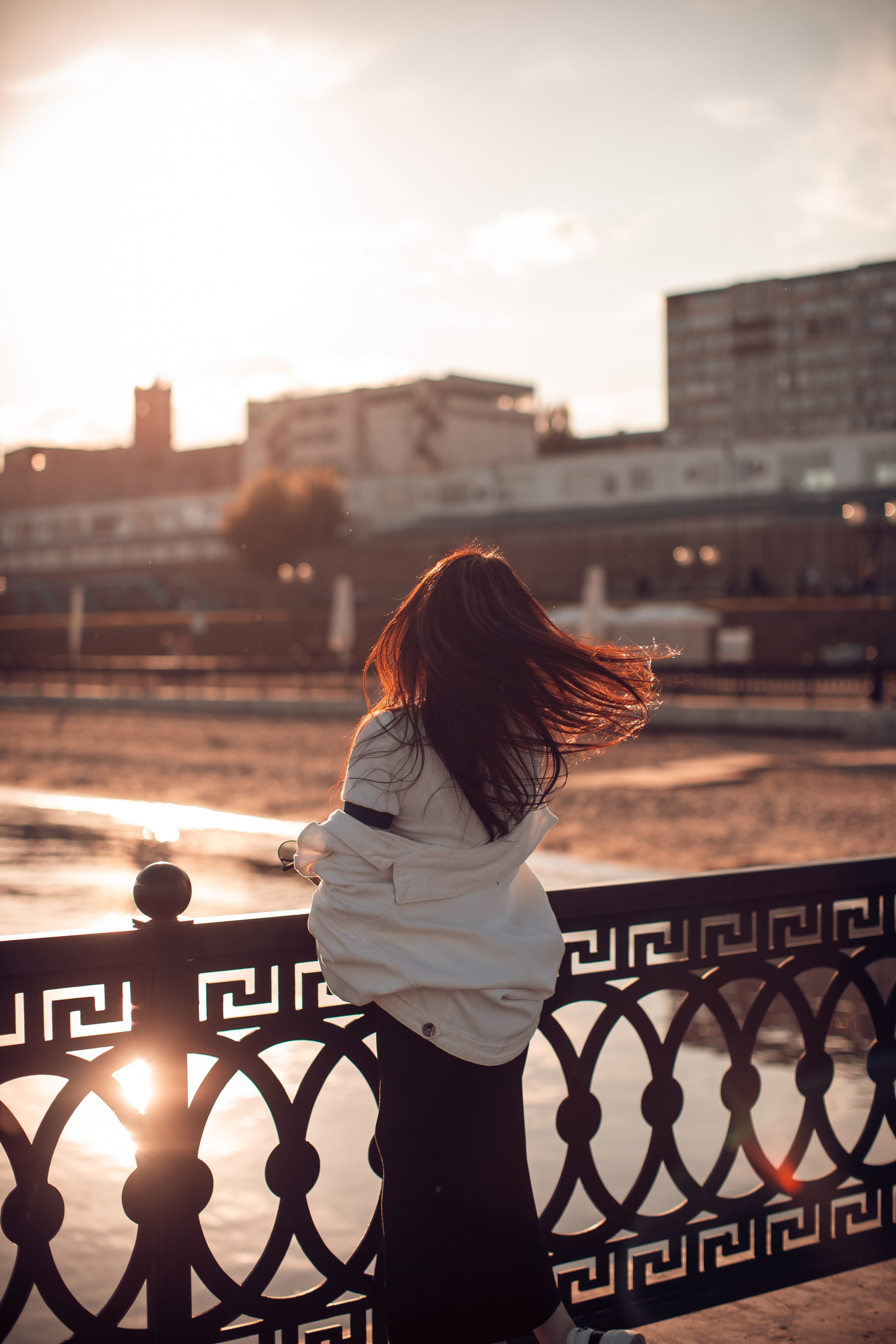 Прогулка на набережной. Главная