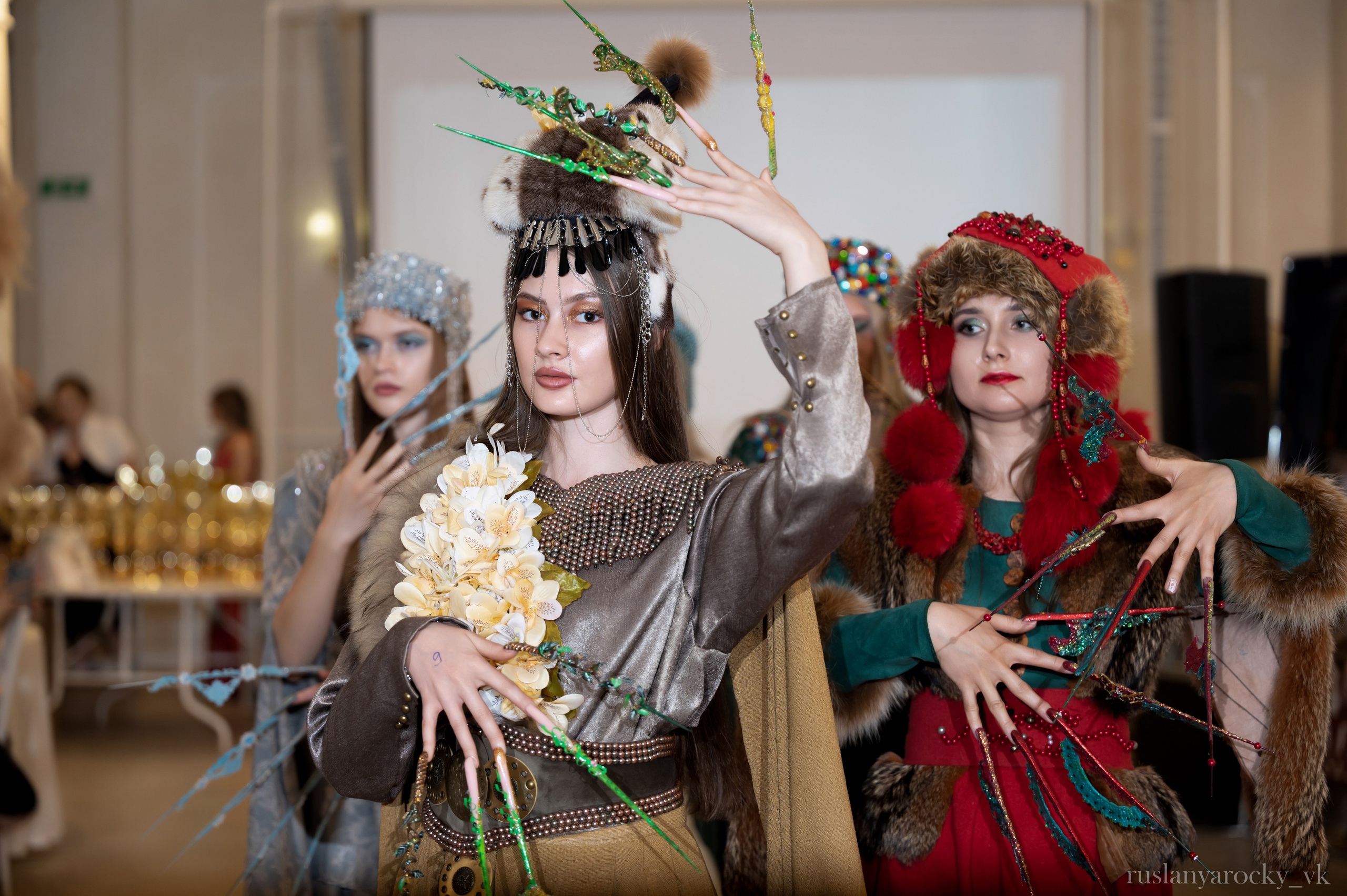 Модный показ. Репортажный фотограф