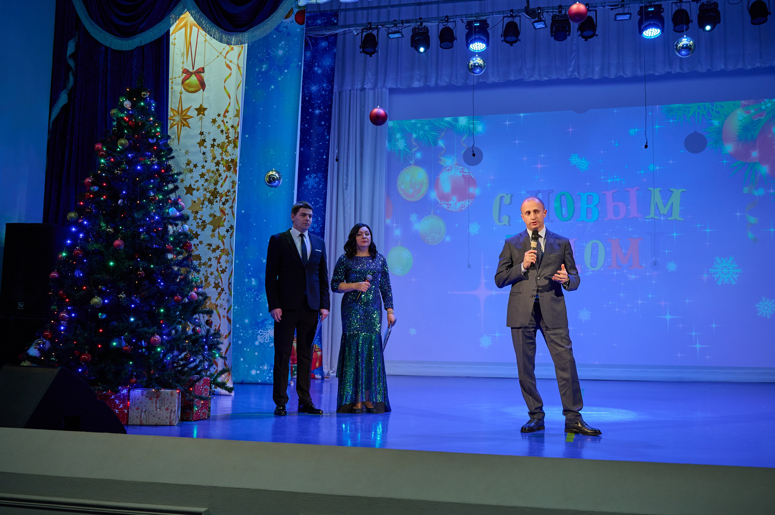 НГ концерт в Марьиной роще. Жизнь курорта Кабардинка в фотографиях