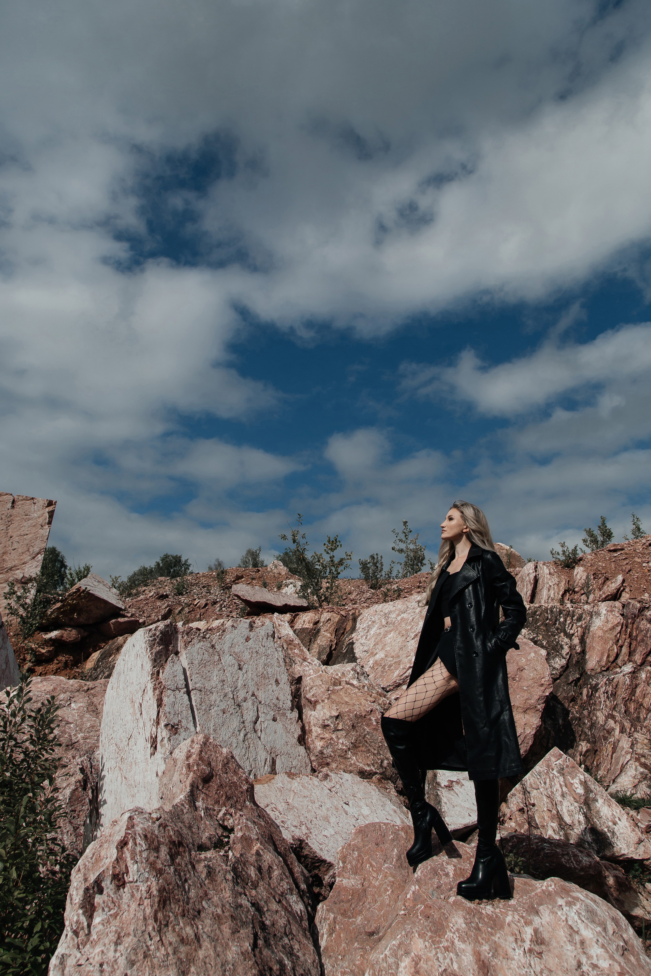 ФОТОСЕССИЯ КО ДНЮ РОЖДЕНИЯ НА МРАМОРНОМ КАРЬЕРЕ. Фотограф в Киселёвске Татьяна Трухалева