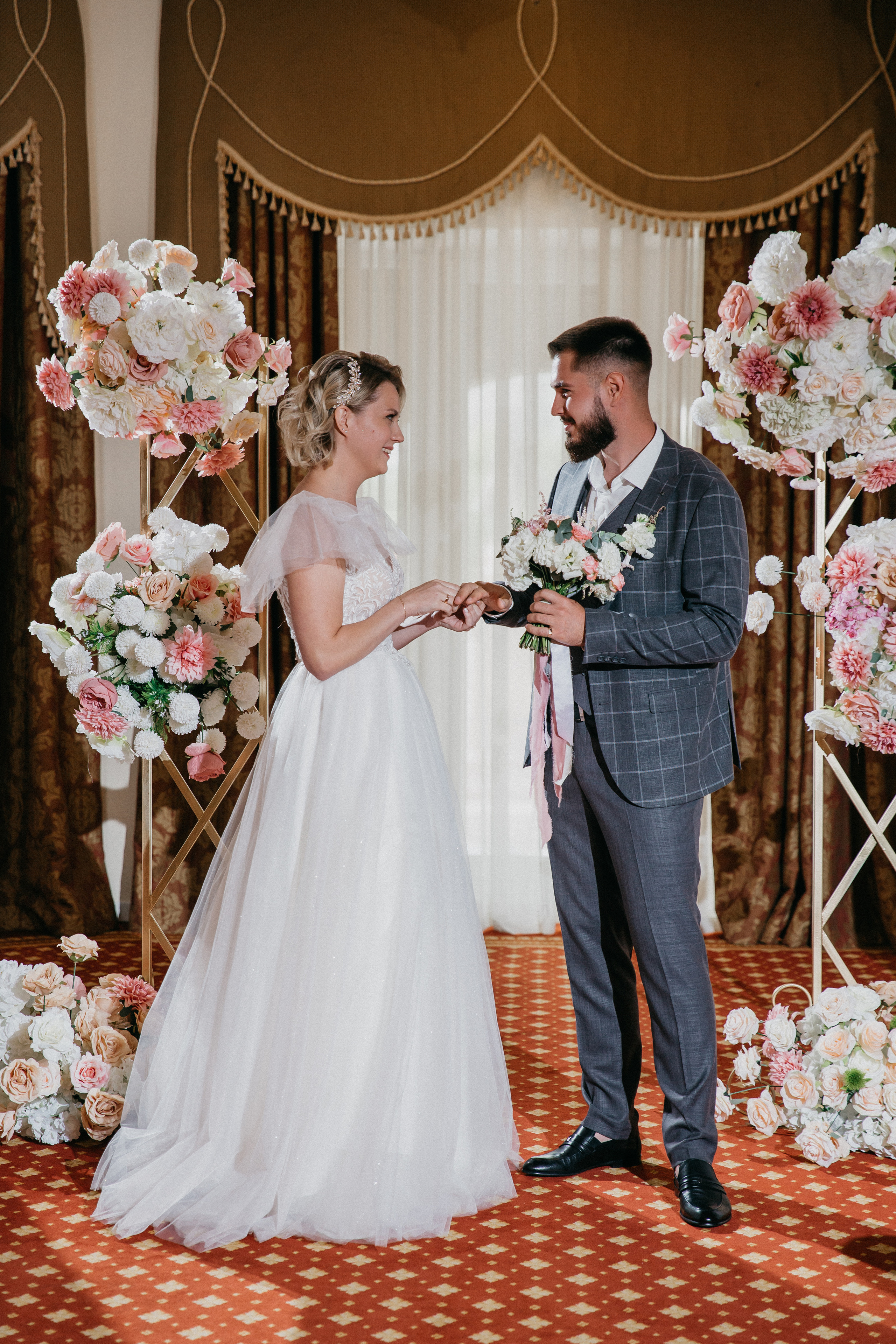 Антон и Анастасия. Свадебный и семейный фотограф в Волгограде Галина Микитинская