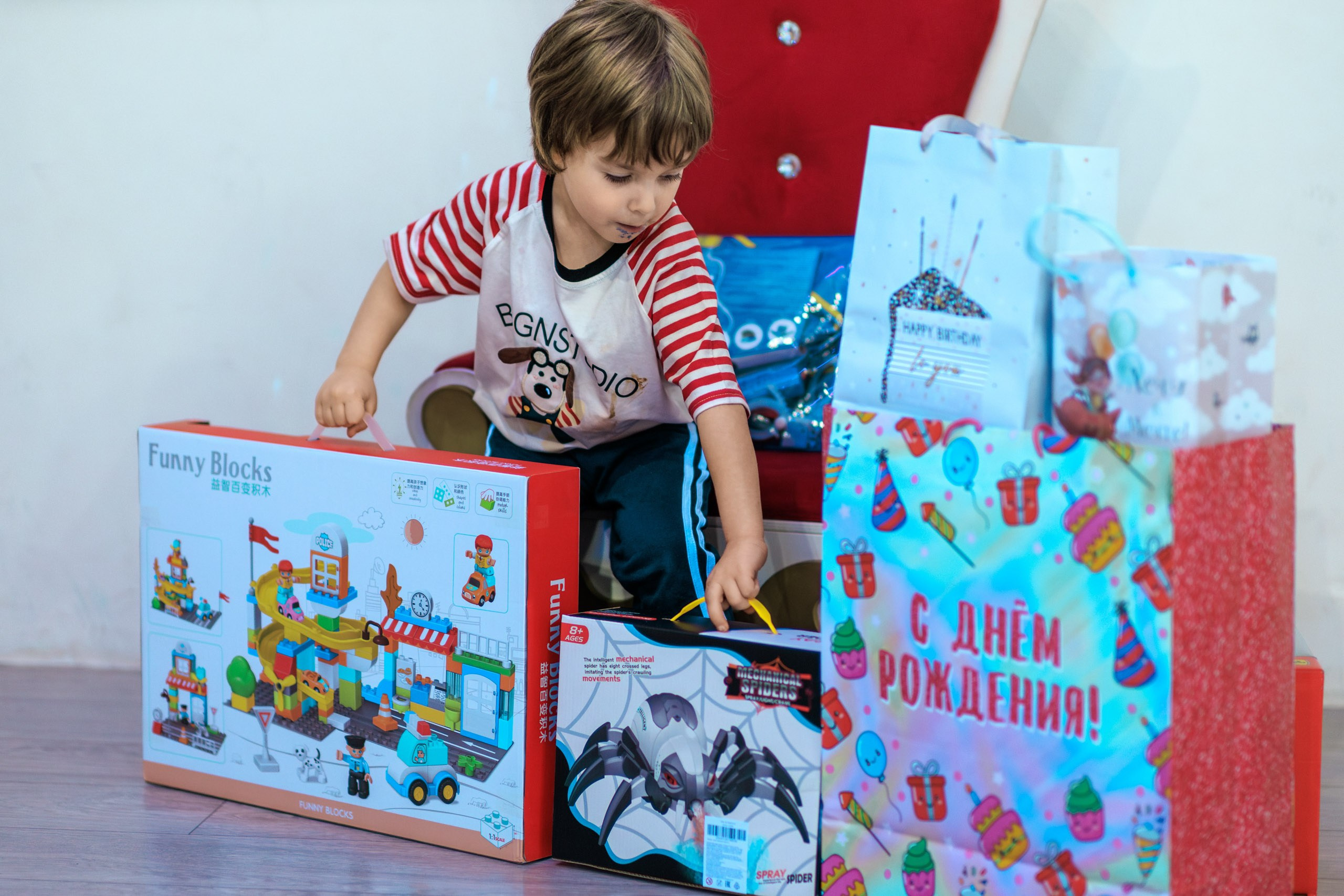 День рождения Миши. Репортажный фотограф Екатеринбург | Яркий, качественный репортаж | Концерты, клубы, репортаж, праздники, корпоративы