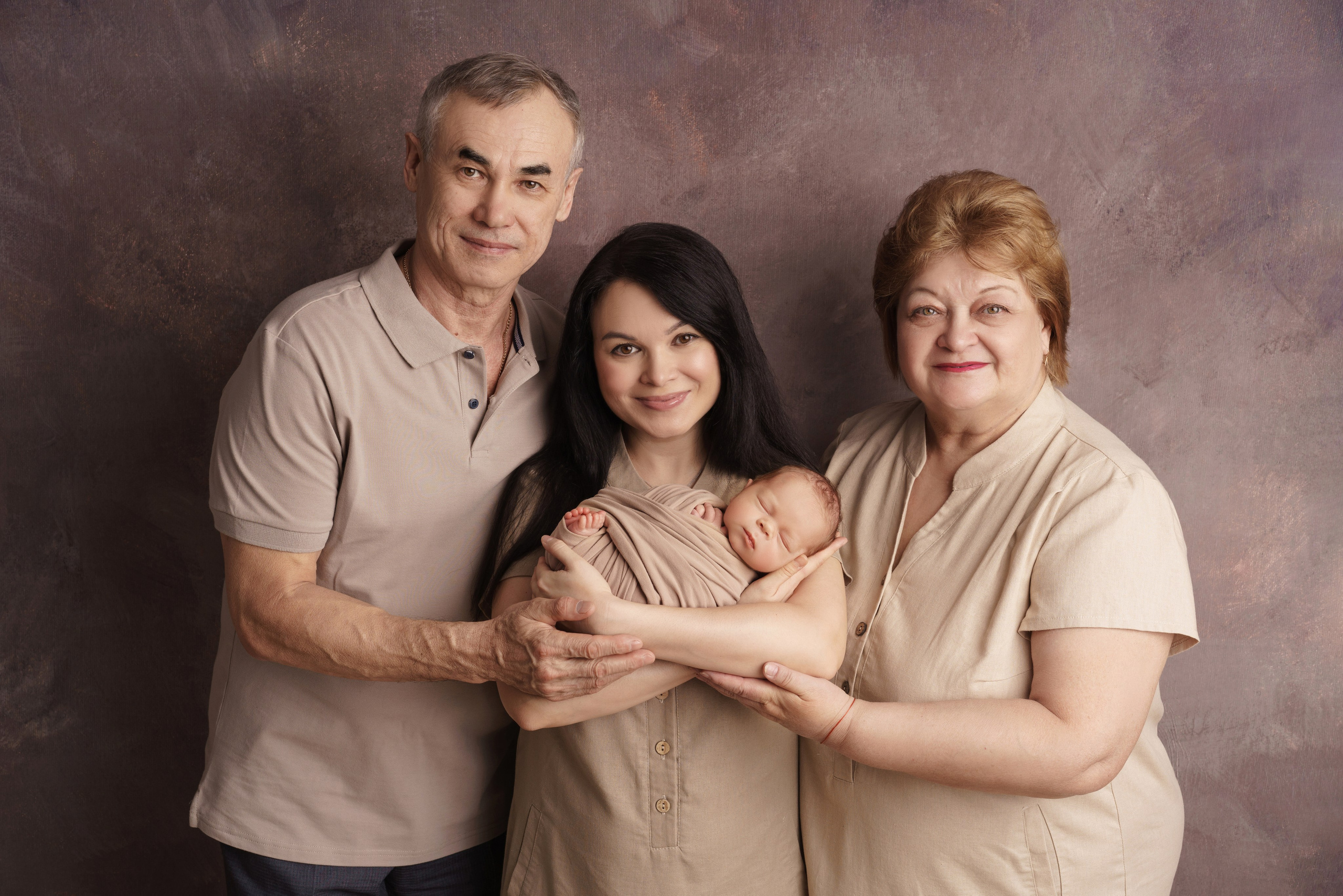 Семейные фотосессии с новорожденными | Трогательные кадры малышей и их близких в Москве и МО. Фотосессия новорожденных в Москве и Московской области | Профессиональный фотограф newborn — Татьяна Иванова