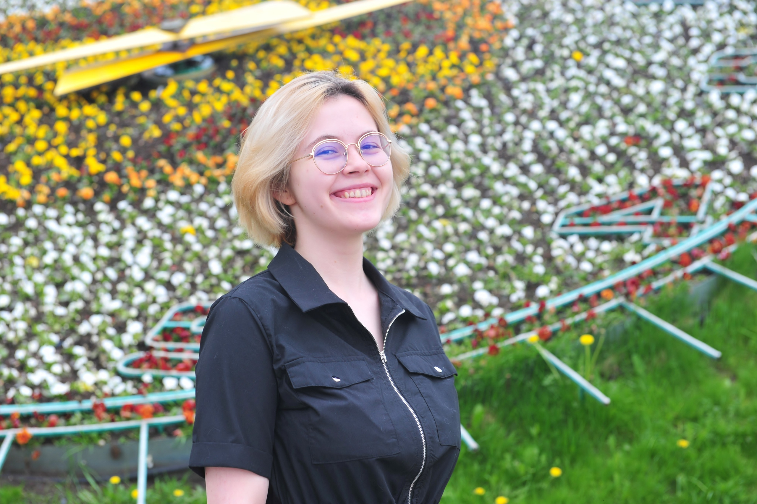 Последний Звонок на Поклонной Горе (уличная фотосессия 9-классников). Свадебный и семейный фотограф в Москве Ирина Гончарова