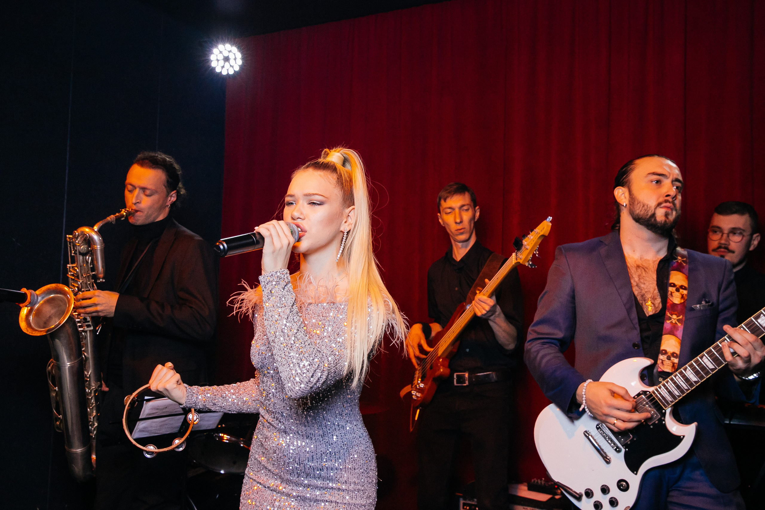 Rudolph`s BAR. Репортажный и портретный фотограф в Екатеринбурге Гизатуллин Марат