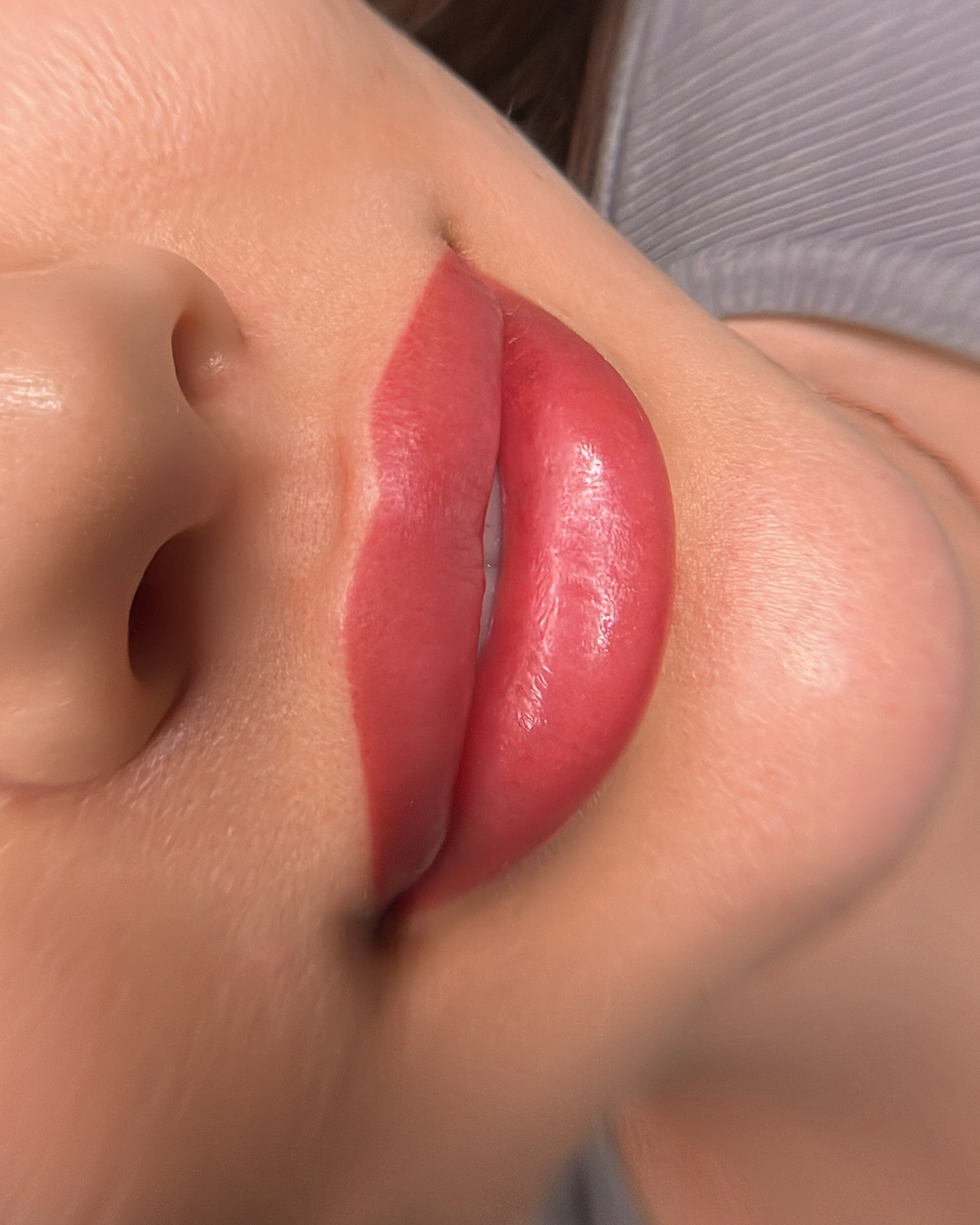 Оксана. Студия перманентного макияжа, косметологии и массажа SYMMETRY в Москве, м. Киевская