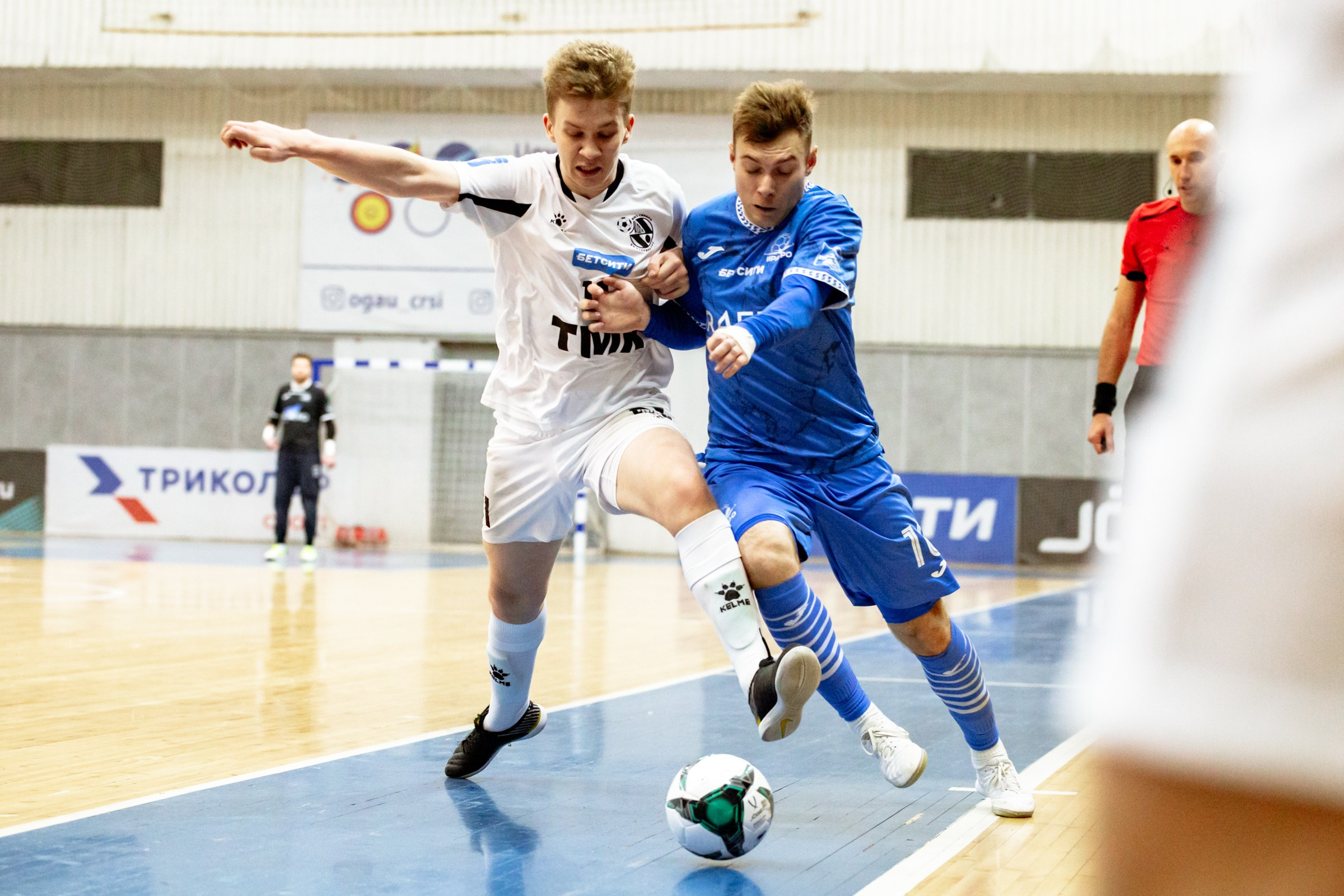 БЕТСИТИ Суперлига по футзалу | ИрАэро — Синара | 11.10.25. Фотограф в Иркутске Евгения Айвазова
