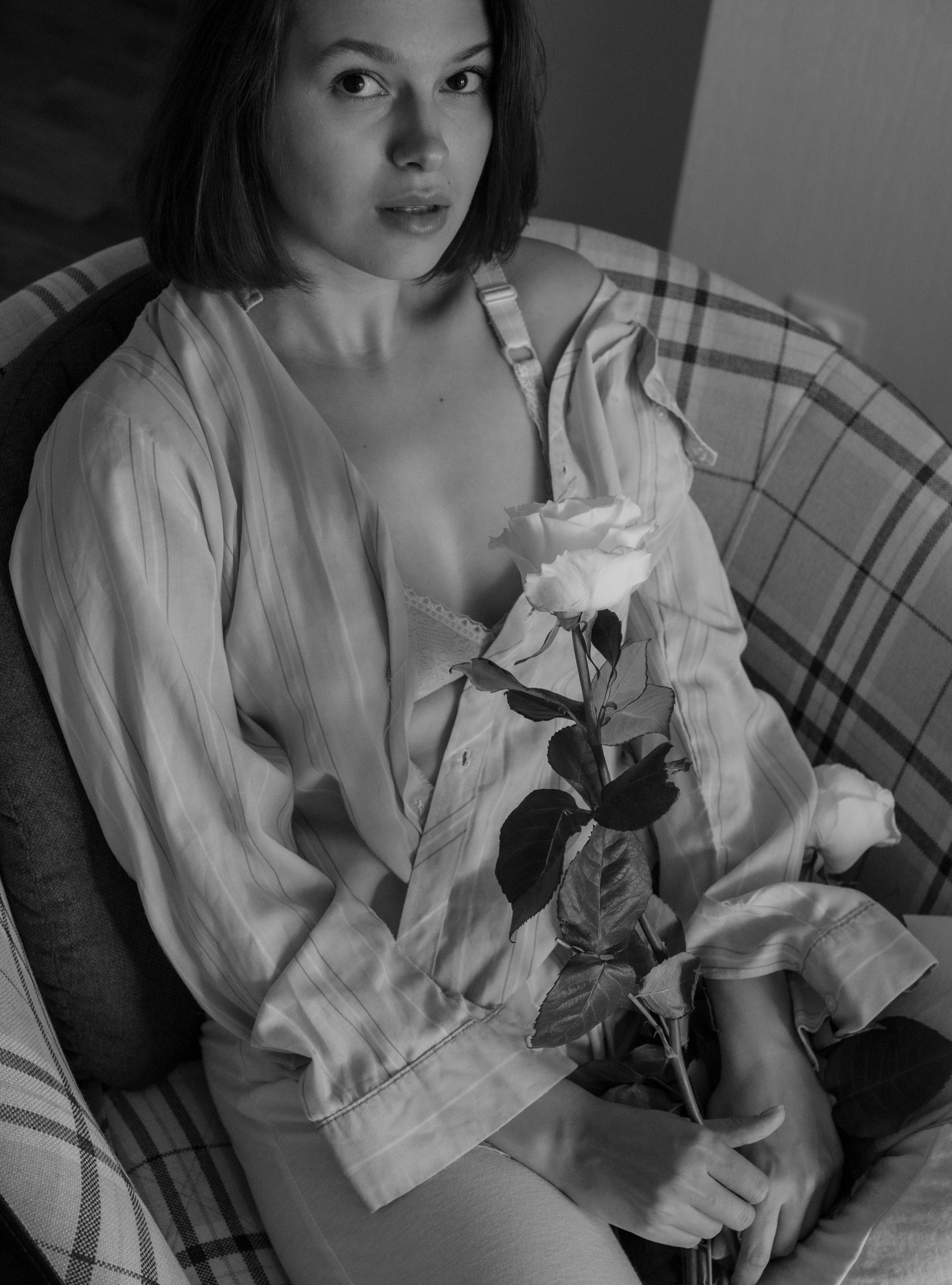Яна. Женский фотограф. Создатель украшений ручной работы. Модель