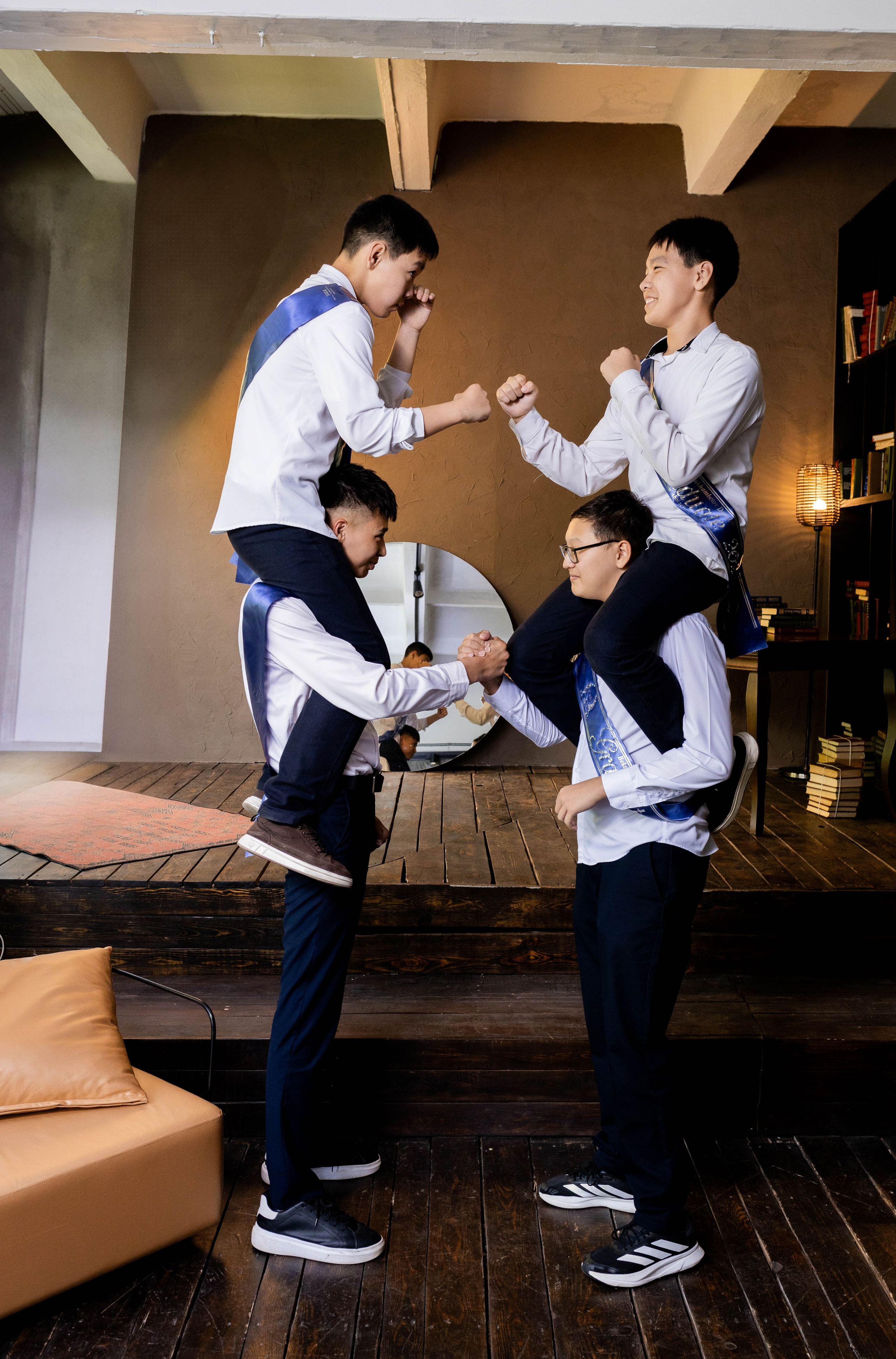 Школа им. Абая, 9 «В» класс