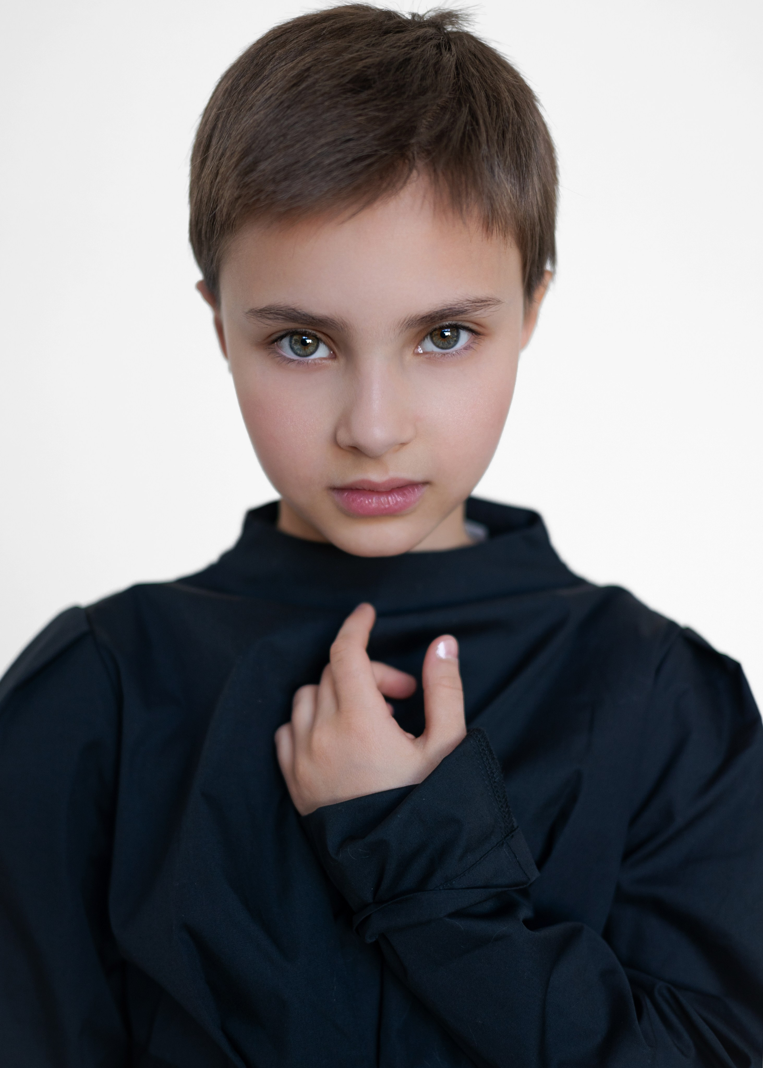 Mi. Фотограф Москва Виктория Вишневская актерское / модельное портфолио