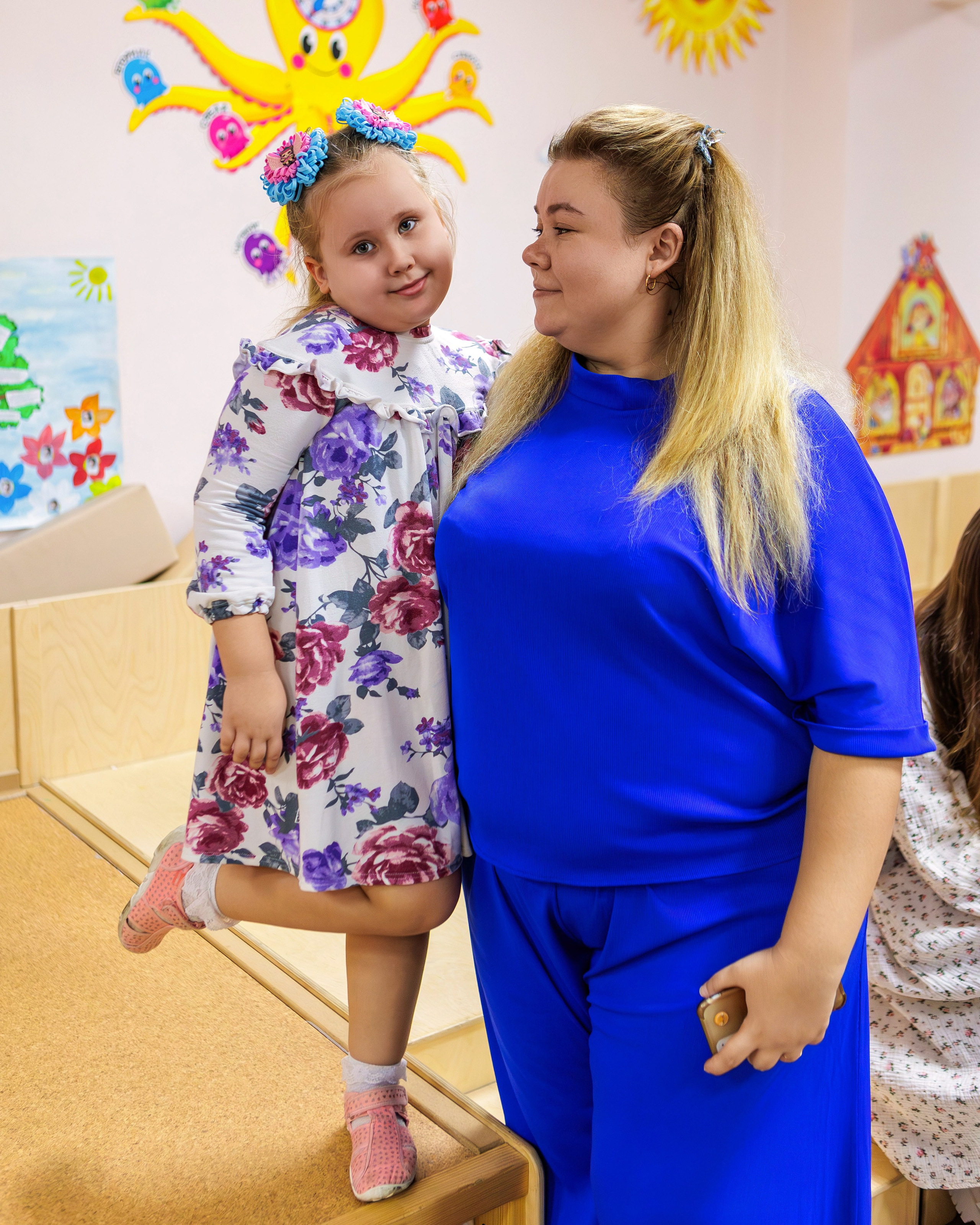 МК к 8 марта. Выпускные альбомы и школьный фотограф в Подольске, Троицке, Щербинке, Москве и Московской области