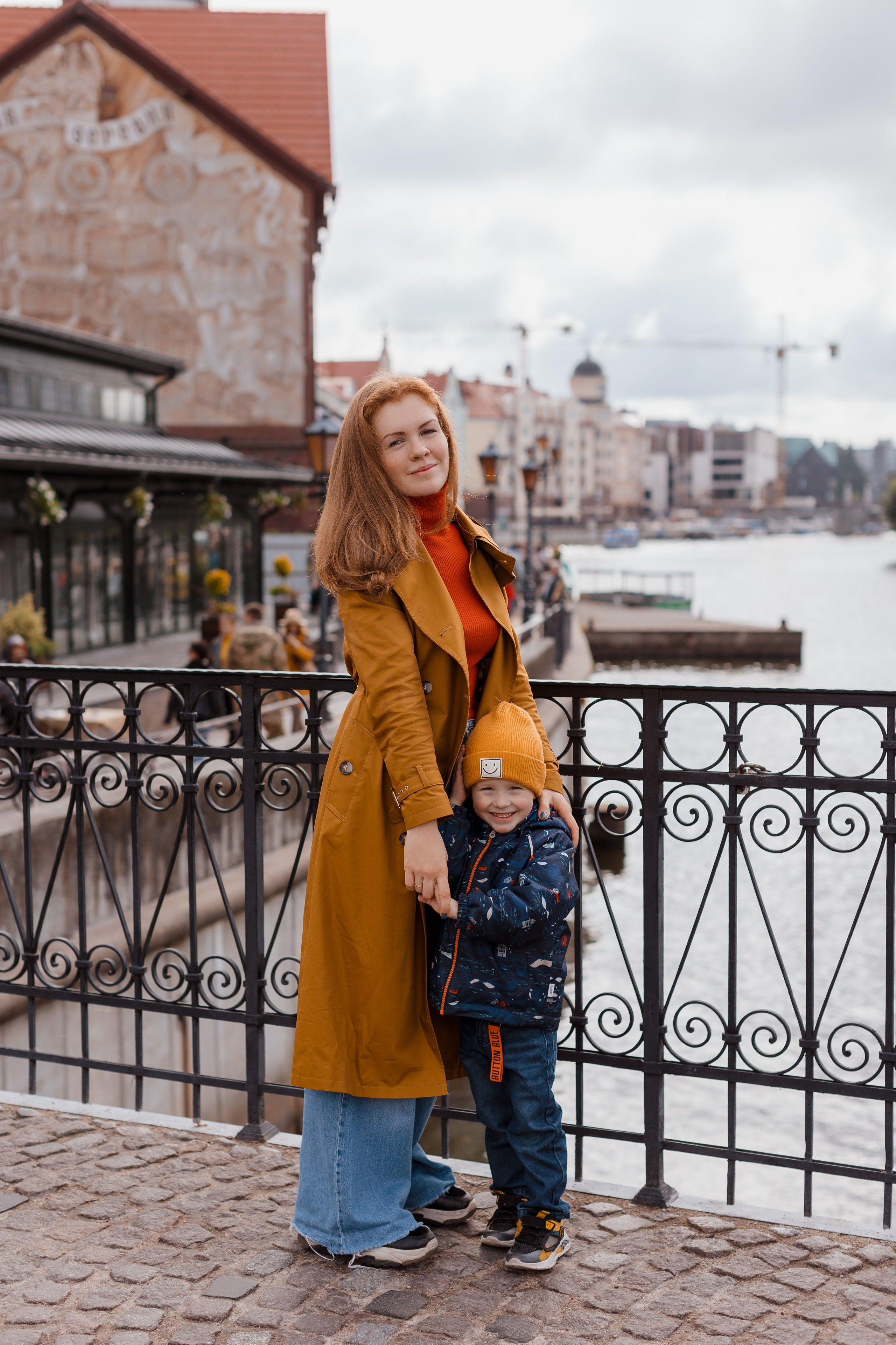 Семейная Рыбная деревня, остров Канта осень. Фотограф в Калининграде свадебная фотография, репортажная, фотосессии