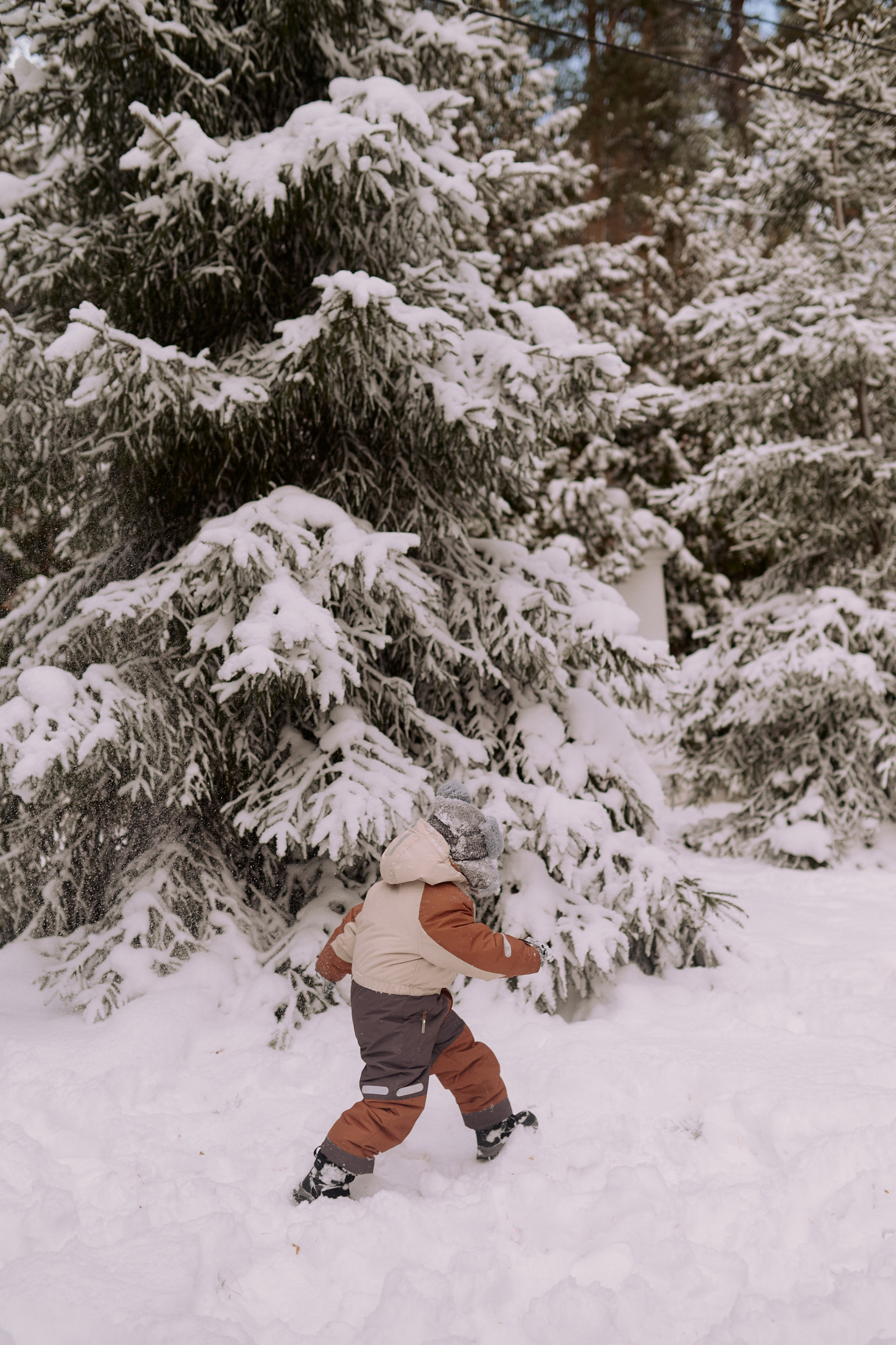 Паша, Света и Марк на зимней прогулке. Семейный и свадебный lifestyle-фотограф в Москве Мария Петрова