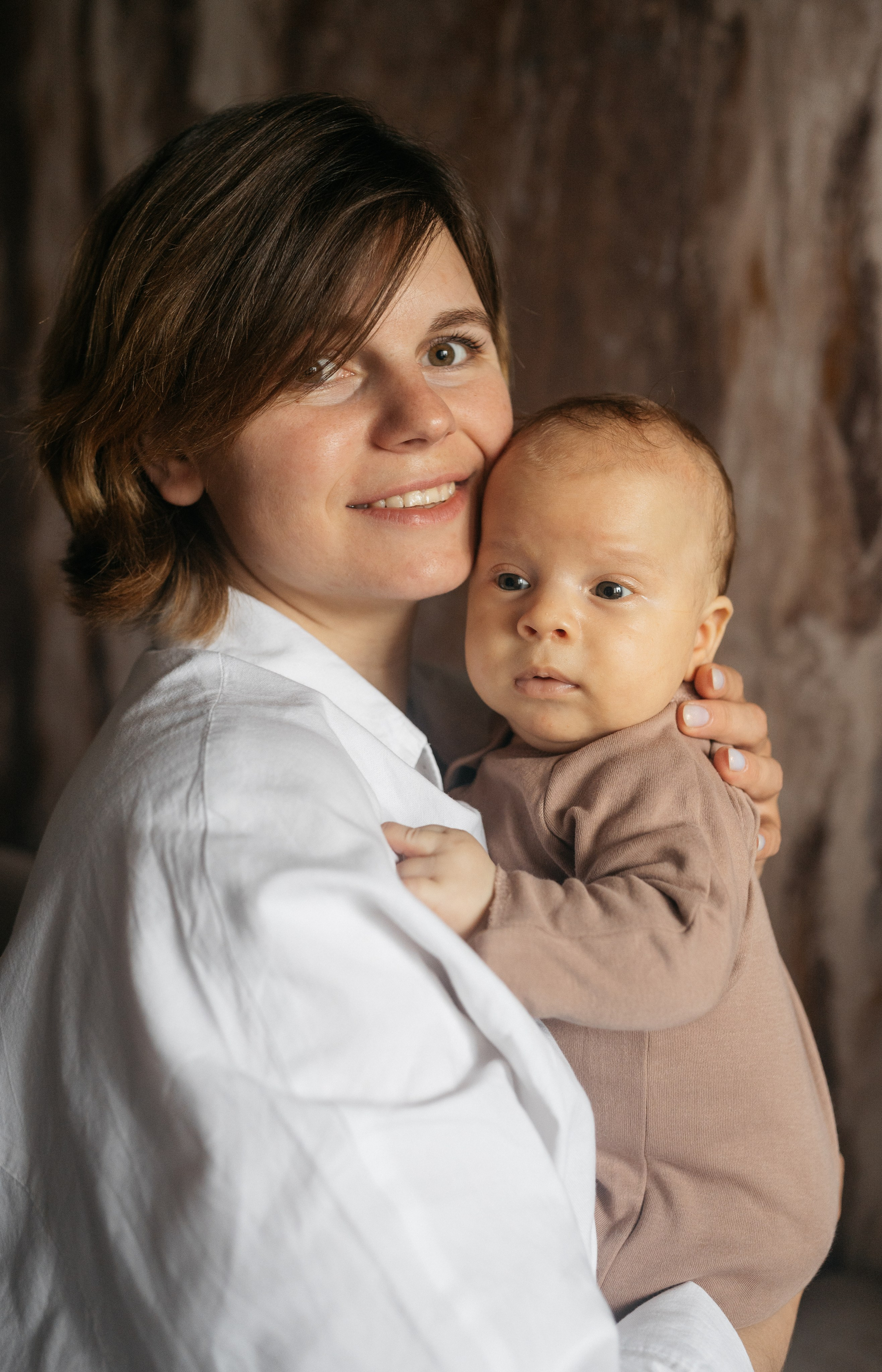 Домашняя съемка с малышом 2 месяца. Семейный фотограф Тюмень