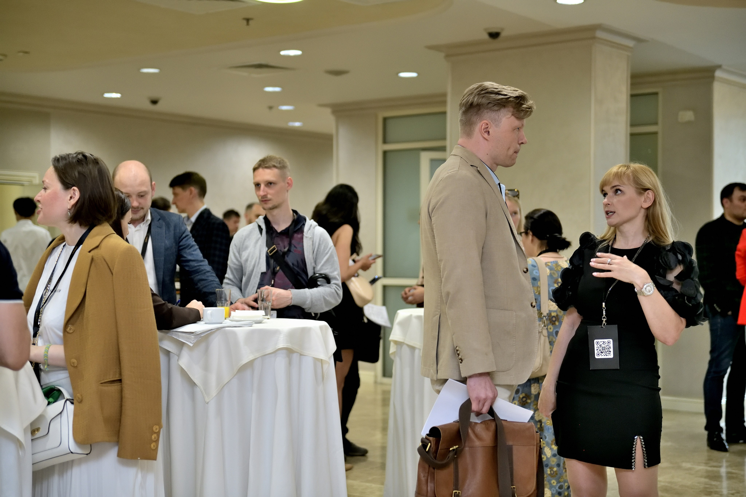 "Фотографии с кофе-брейка на форуме".