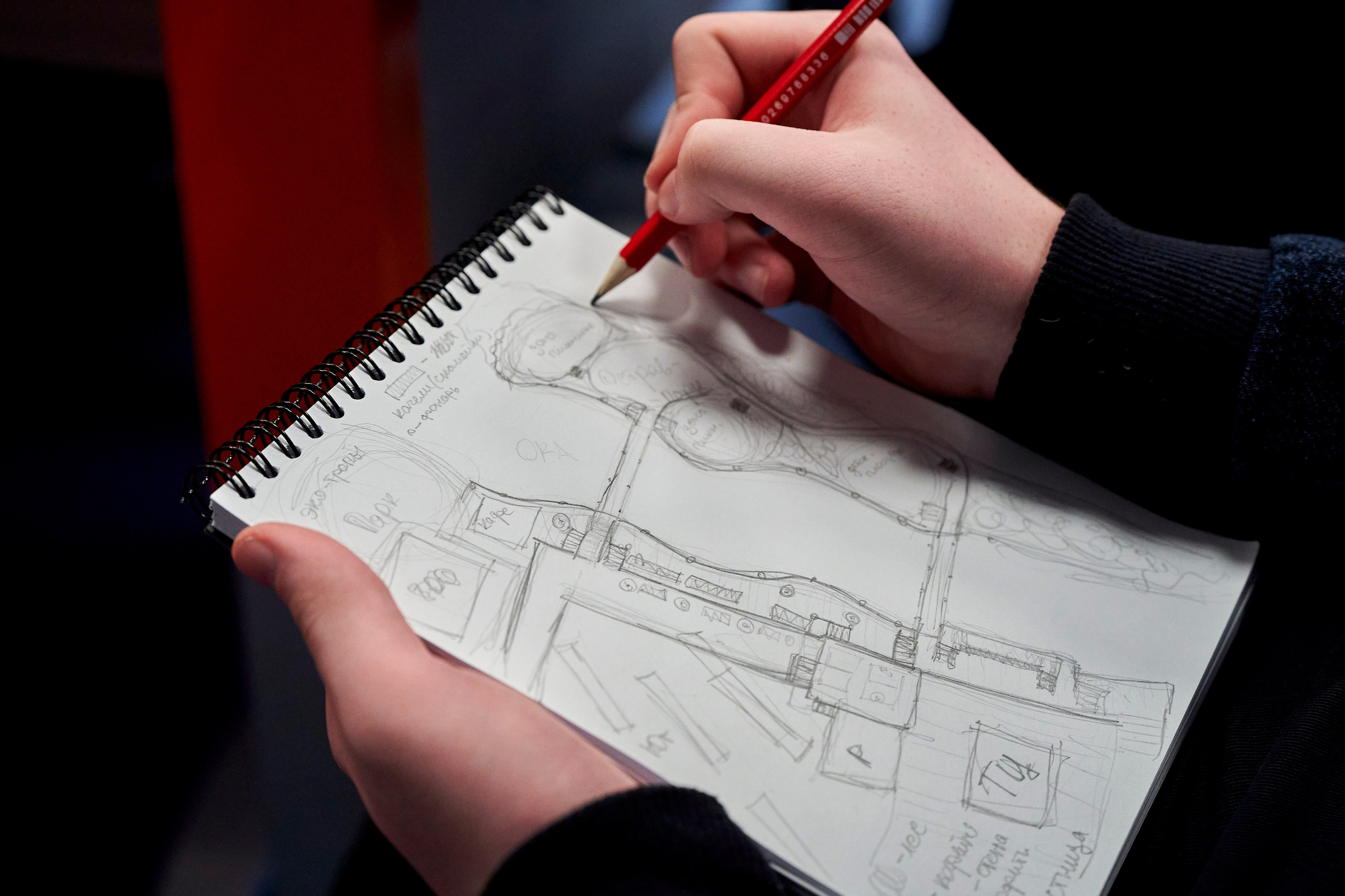 Городская экспедиция «Взрослый взгляд на Нижний» (Эн+ & Точка Урбан). Репортажный фотограф Вилянов Евгений. Нижний Новгород