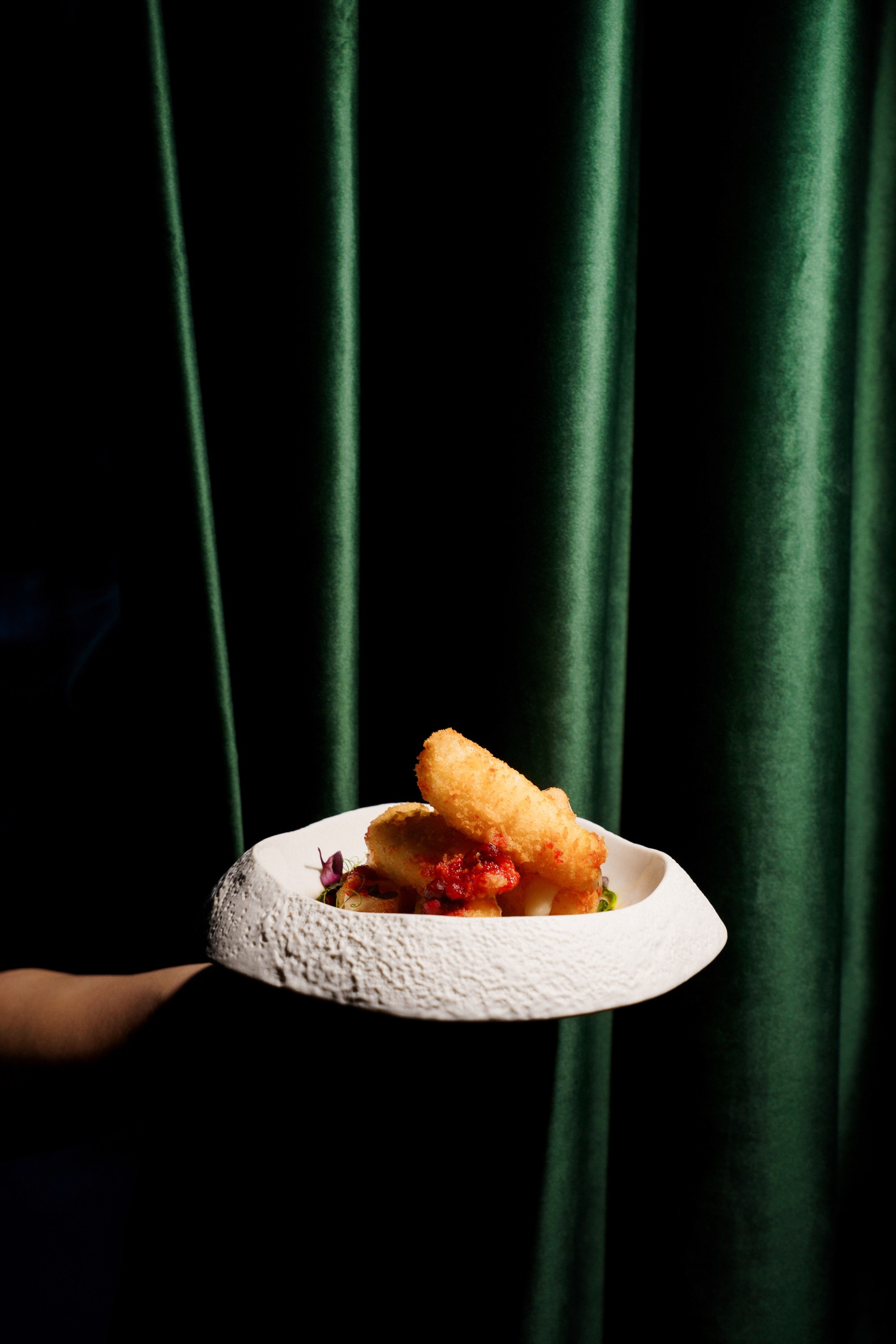 ЕДА И НАПИТКИ. Женский портрет