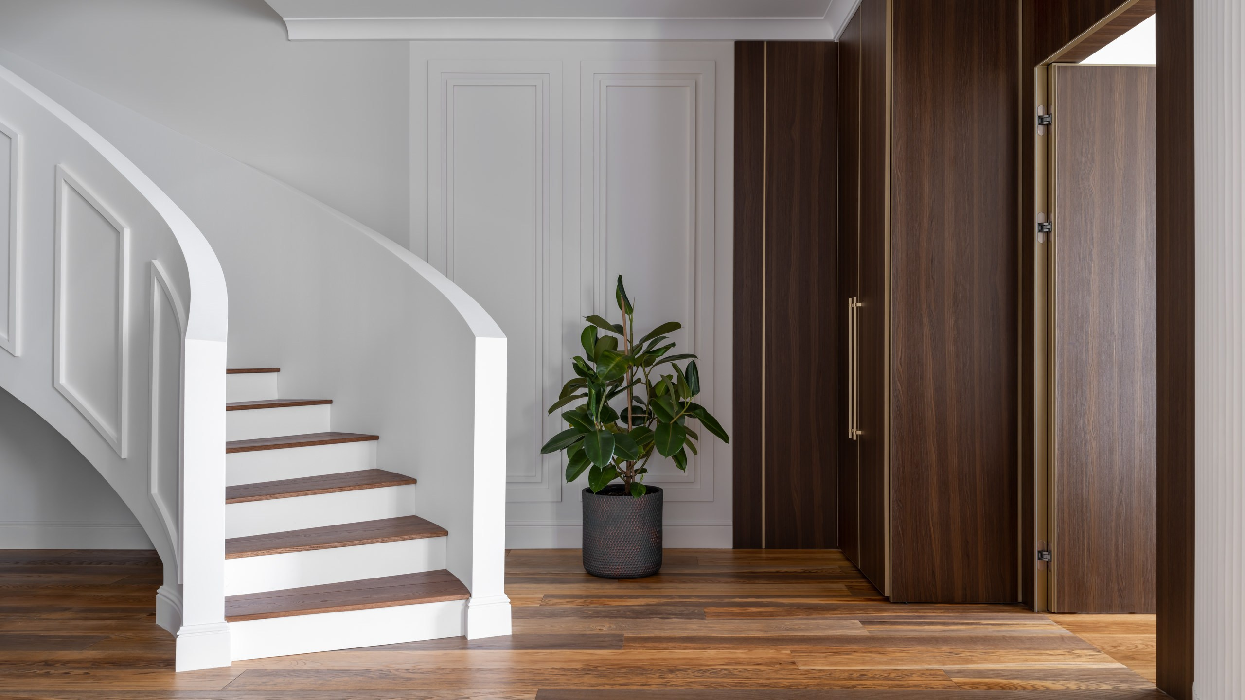 Коваль Илья — Интерьерный и архитектурный фотограф