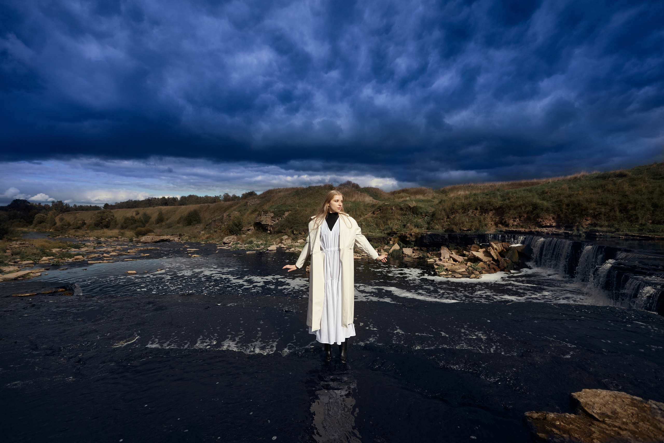 Тосненский водопад. Одежда из Санкт-Петербурга СИНИОКО