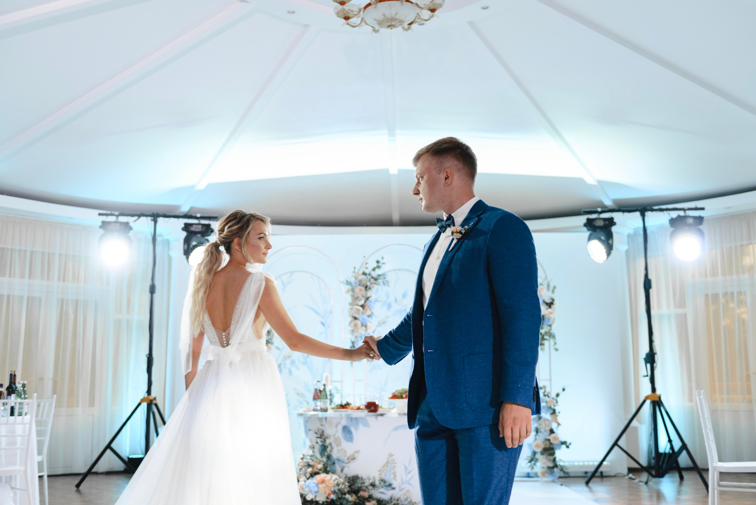 Романтичное утро и трогательная выездная церемония. Свадебный фотограф в Тамбове Андрей Шаталов