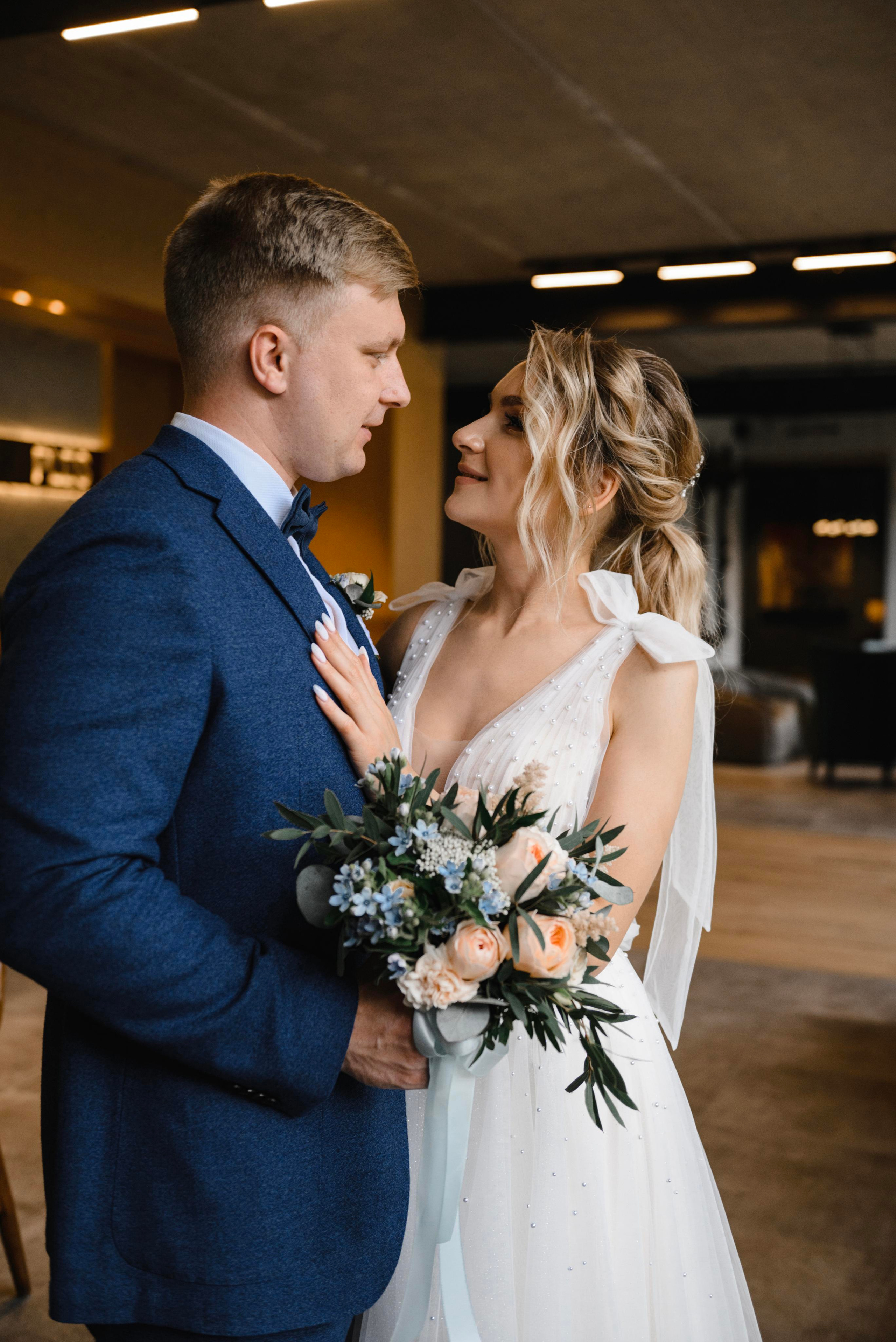 Романтичное утро и трогательная выездная церемония. Свадебный фотограф в Тамбове Андрей Шаталов