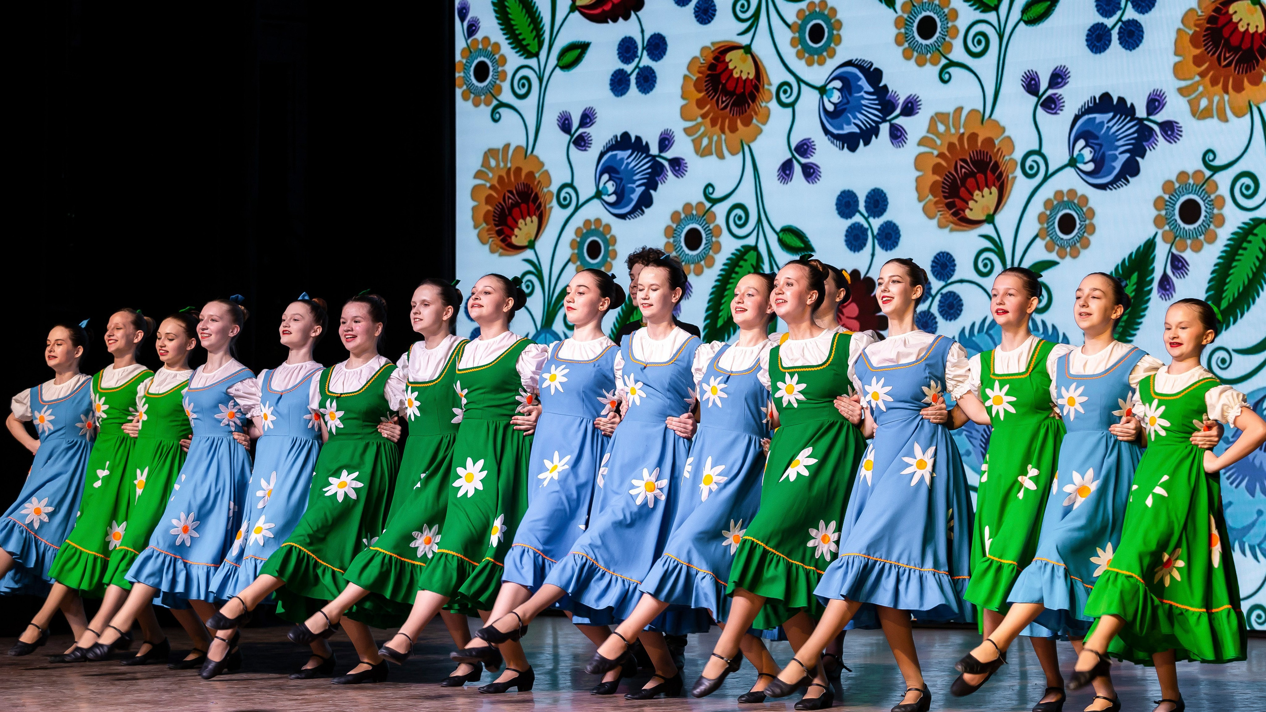 Юбилейный концерт танцевальной студии. Репортажный фотограф в Москве